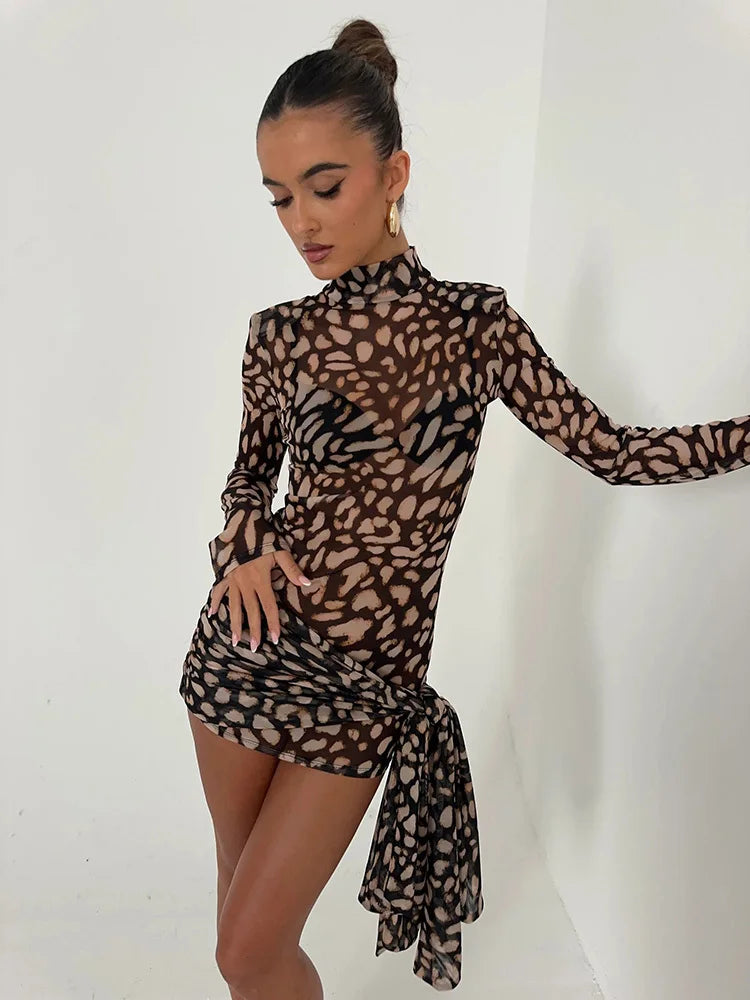 Mini robe sexy en maille à imprimé léopard pour femme, tenue tendance à col roulé, drapée, froncée, taille haute, tenue de club