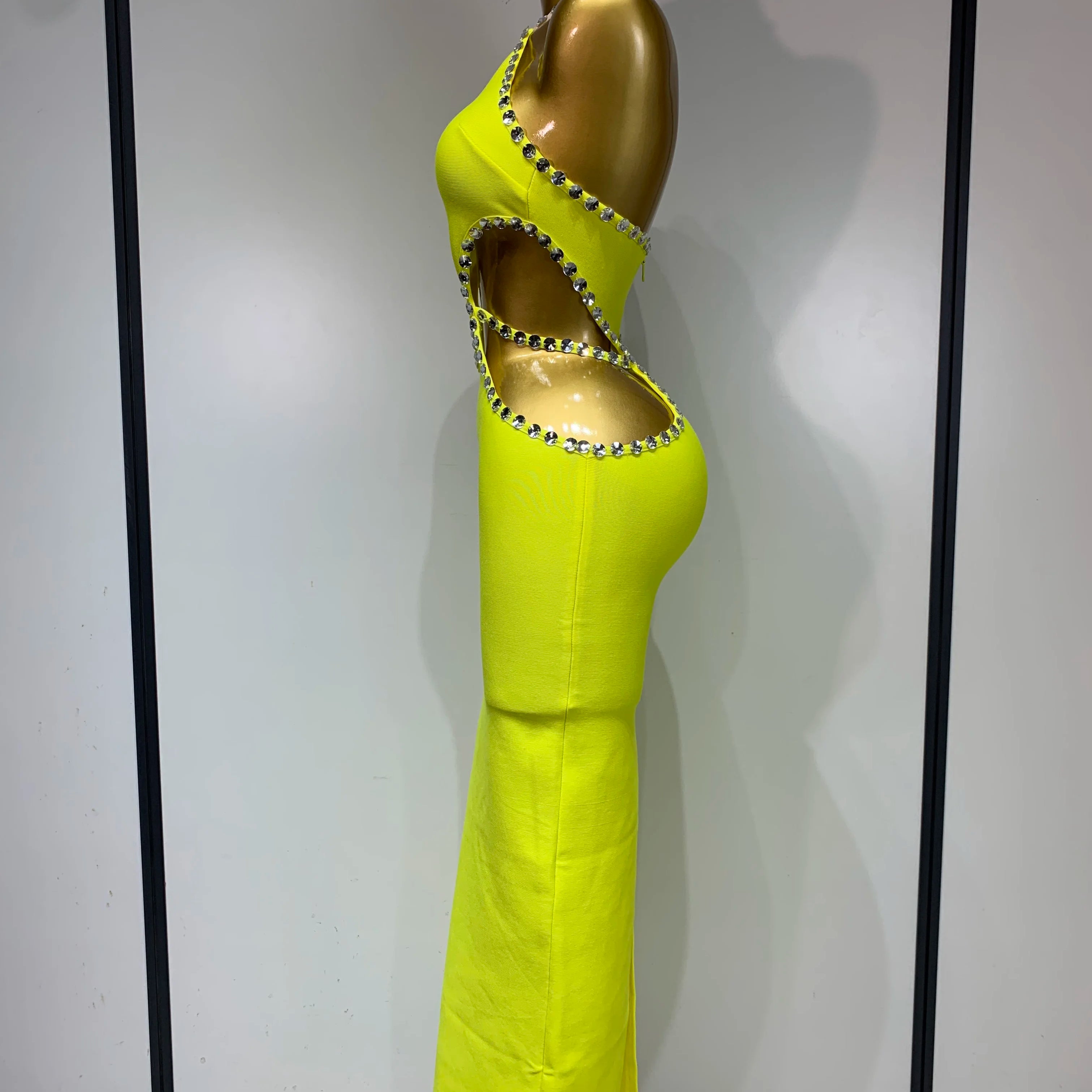 Women Luxury Sexy Backless Halter Beading Maxi Long Lemon Yellow Bandage Dress 2025 Elegant Evening Club Birthday Party Dress