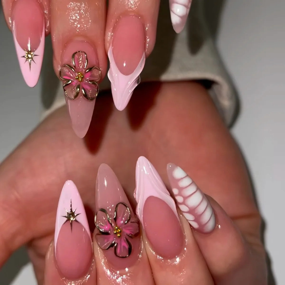 24pcs Pink French Press on Nails Spice Girl 3d Flowers Decor False Nails Wearable Reusable Crocodile Print Almond Fake Nail Tips
