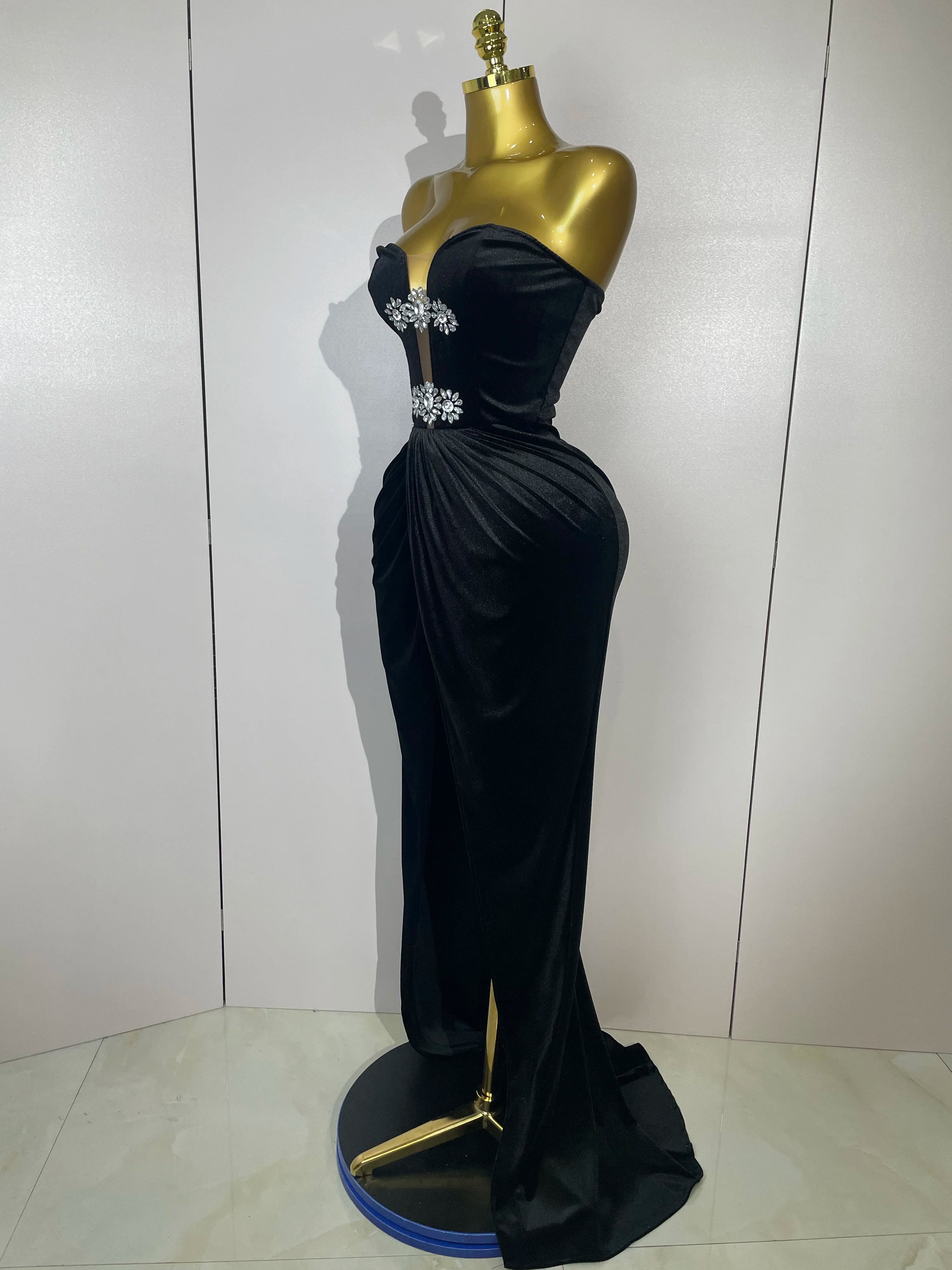 2025 Sparkly Rhinestones Mesh Sexy Split Velvet Gloves Long Dress Women Birthday Celebrate Wedding Gown Stage Photo Shoot Wear