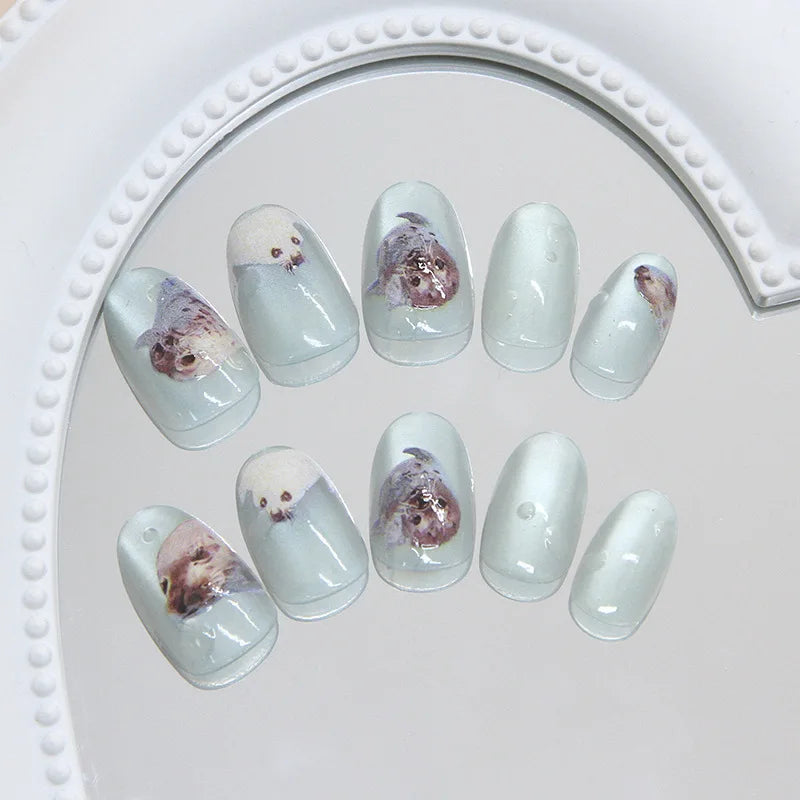 24pcs Shiny Green Cat Eye False Nails Cute Seal Print Fake Nails Tips Wearable Reusable Glossy Short Round Press on Nails