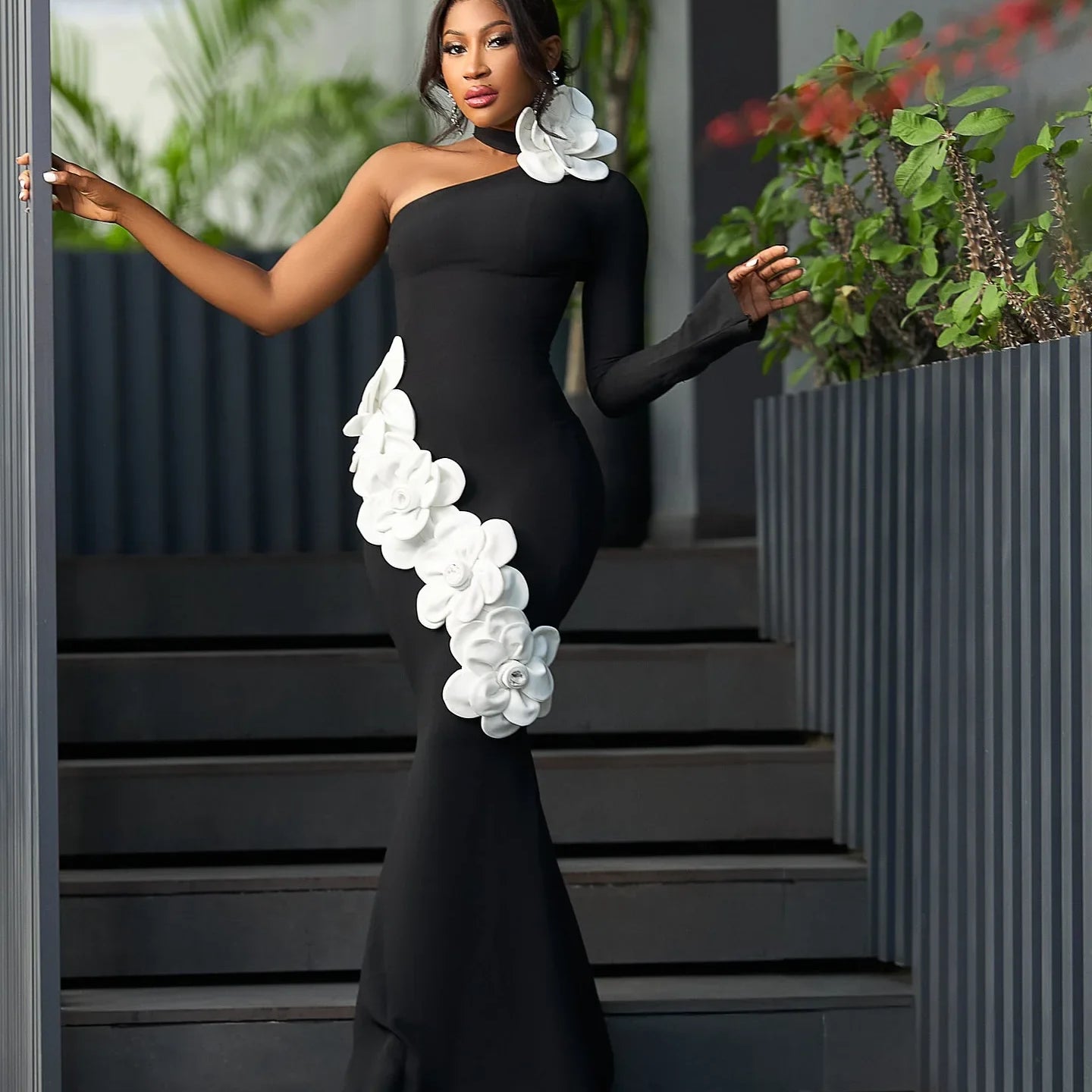 Black Color Women Sexy Long Sleeve One Shoulder White Florals Bodycon Long Bandage Dress Celebrate Evening Party Birthday Wear