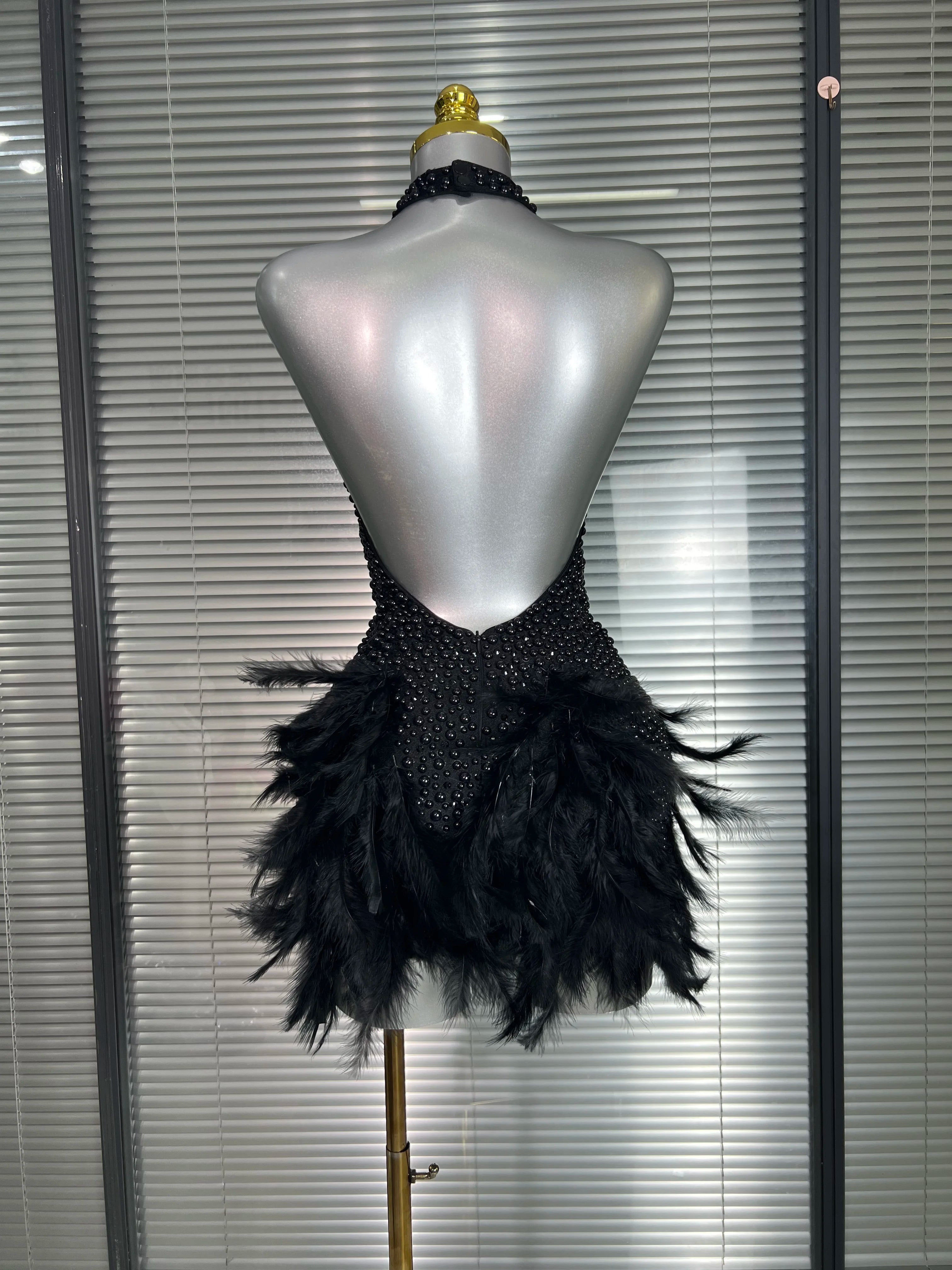 INS New Women Sexy Backless Feathers Performance Costume Stage Dancer Black Mini High Stretchy Night Club Party Dress