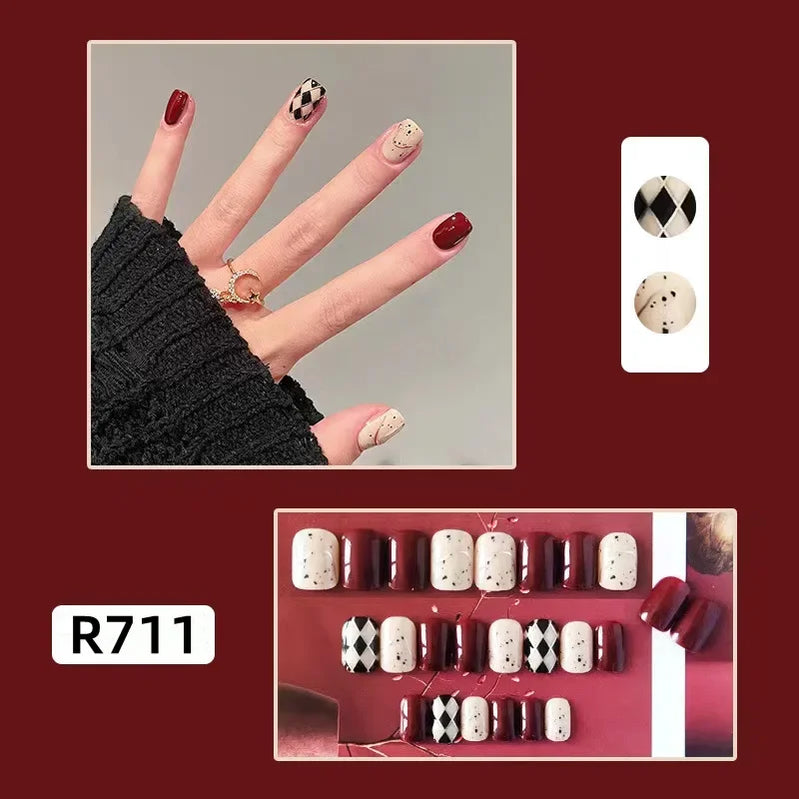 24Pcs/set French Gold Border Nail Elegant&Trendy Wearable Nails for Women Girl New Edition Removable Nail
