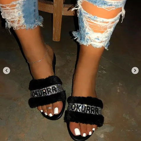Sandals Female Europe Flat Fur Slides Shinny Diamond Slippers Wild Fashion Home Soft Flip-flops Shoes for Women Slide black