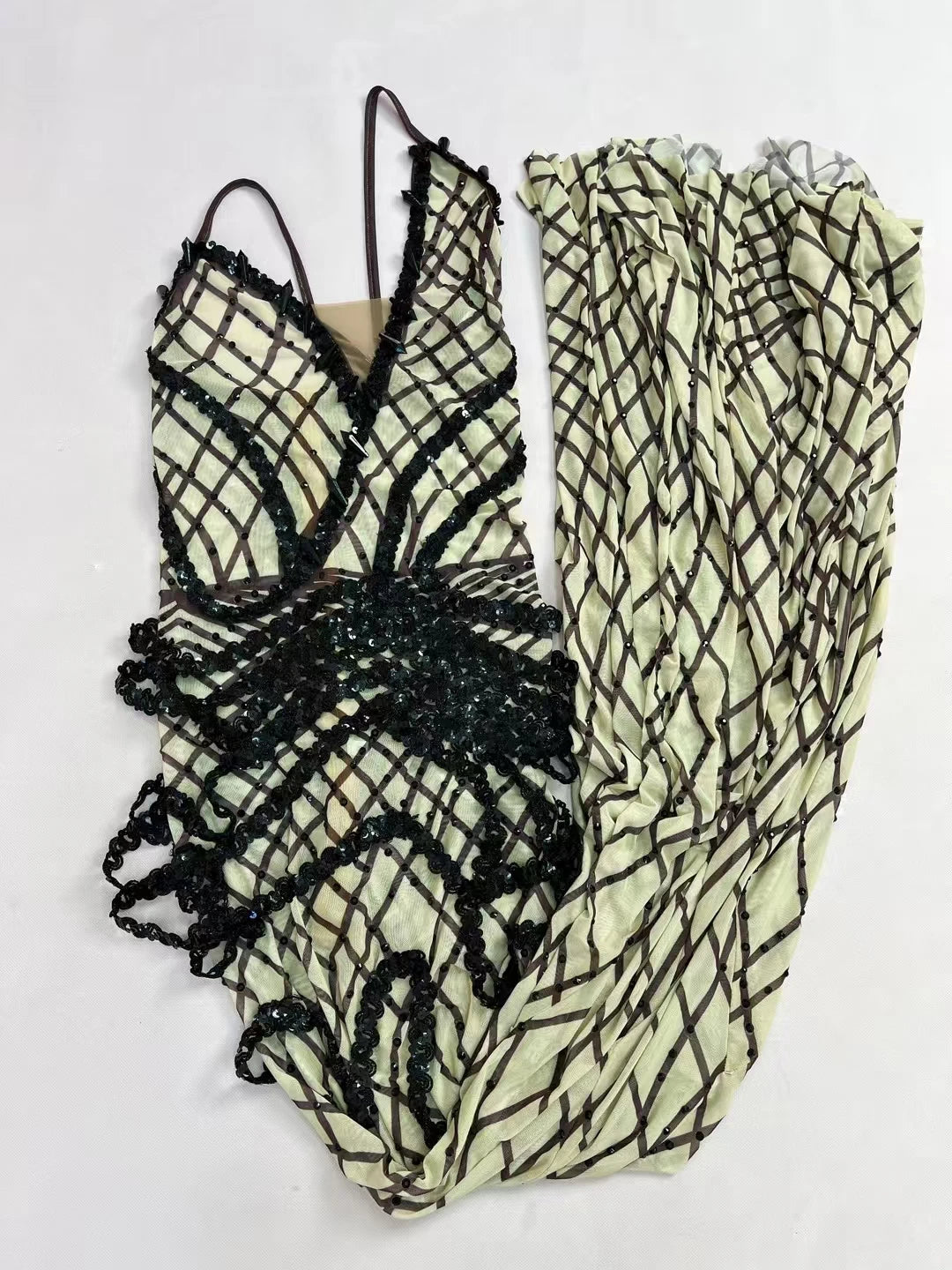 Black Sequins Grid Floor-length Dress for Women Luxury Dinners Deep V Neck Ball Dress Club Celebrate Party Strap Dress Kunsuo