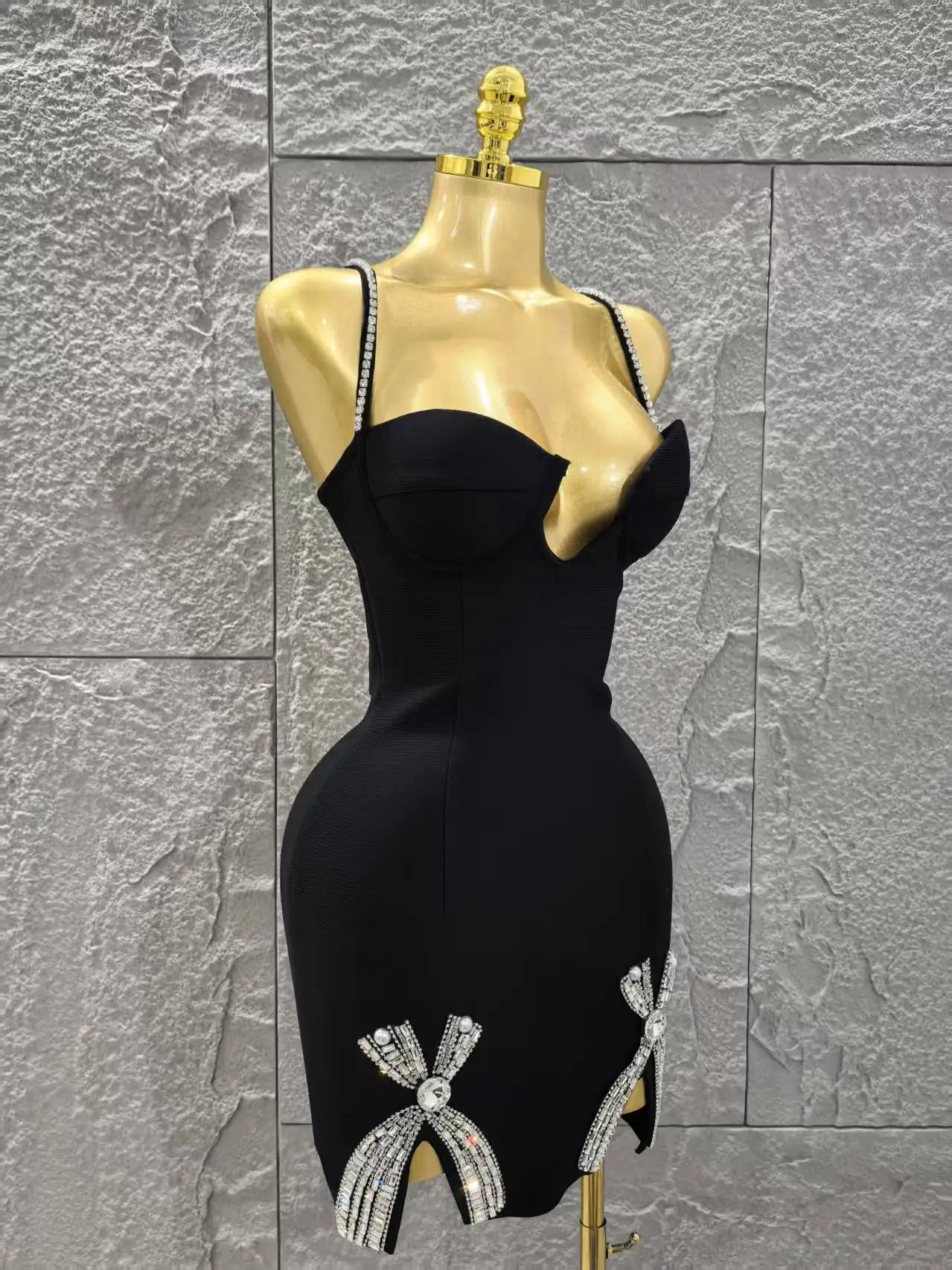 Hot Sale Women Sleeveless Sexy Strap Shinning Diamond Bodycon Mini Bandage Dress Nightclub Party Celebrate Bar Singer Outfit