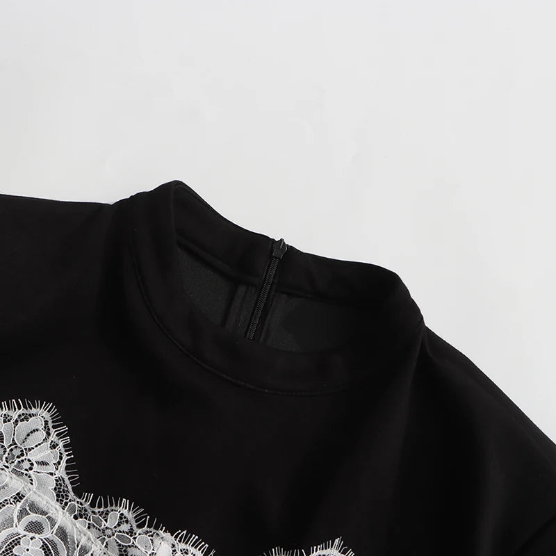 TWOTWINSTYLE Hit Color Slimming Spliced Lace Dresses for Women Round Neck Half Sleeve Split Temperament Dress Female Fashion New