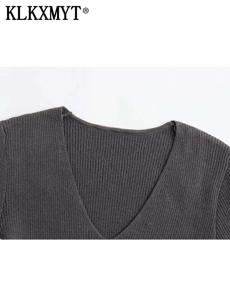 Women Fashion V Neck Ribbing Knitting Short Blouse Female Hem Diamond Tassel Slim Shirt Female Chic Blusas Tops