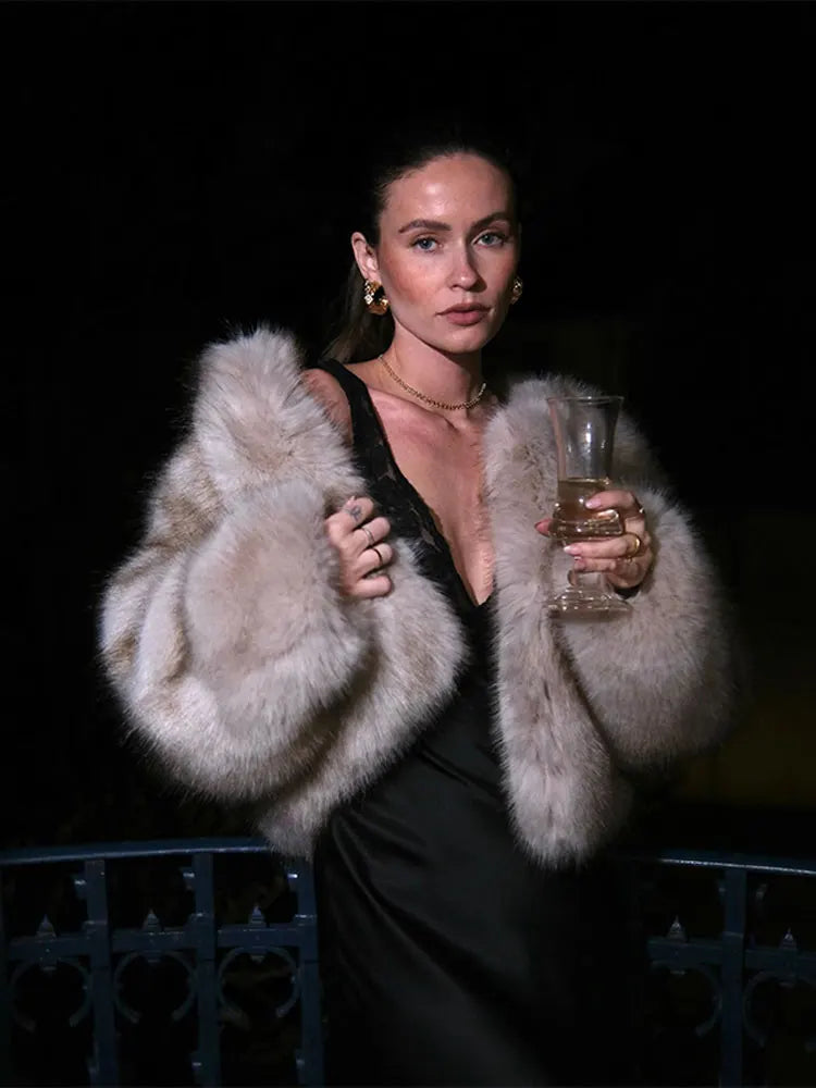 Fur Coat Women Warm Furry Long Sleeve Loose V-neek Female Outwear Autumn Winter New Fashion Street All Match Lady Overcoat