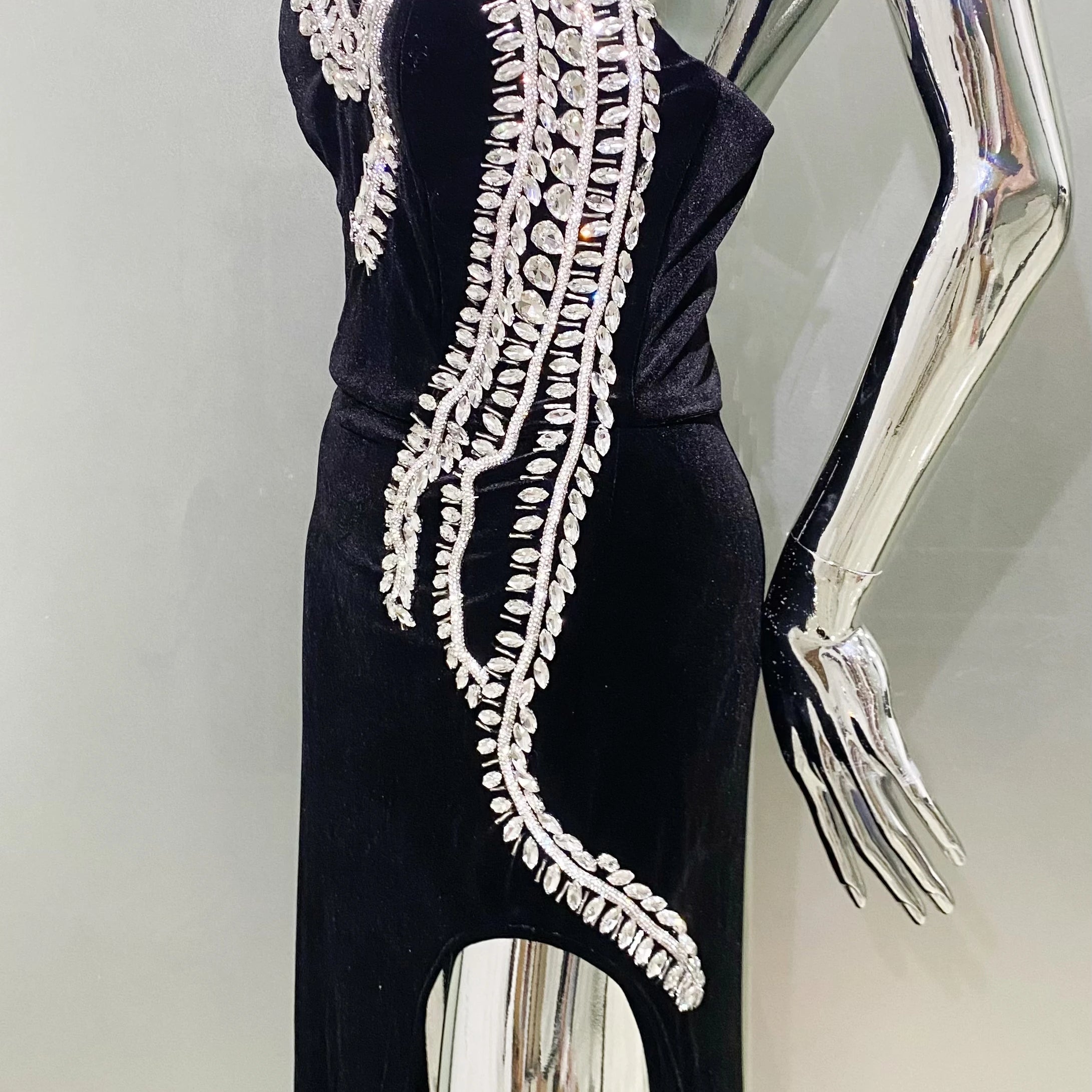 Luxury Stereoscopic Rhinestone Design HIgh Slit Strapless Floor Length Dress Graceful Woman Evening Dress Performance Costume