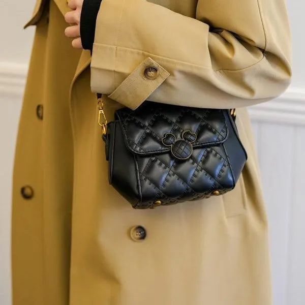 Winter Popular High-end Fashion Bag Women's 2026 Light Luxury Designer Chain Bag Single Shoulder Oblique Span Small Square Bag