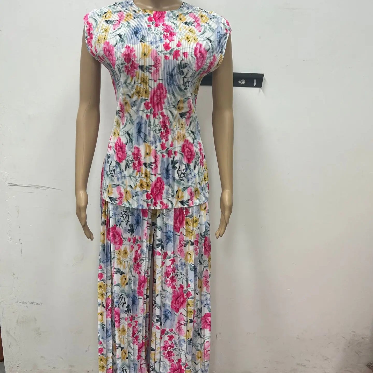 CM.YAYA Women Set Floral Print Short Sleeve Pleated T-Shirt + Wide Leg Pants 2025 Street Sexy Two 2Piece Sets Outfits Tracksuit Fuchsia