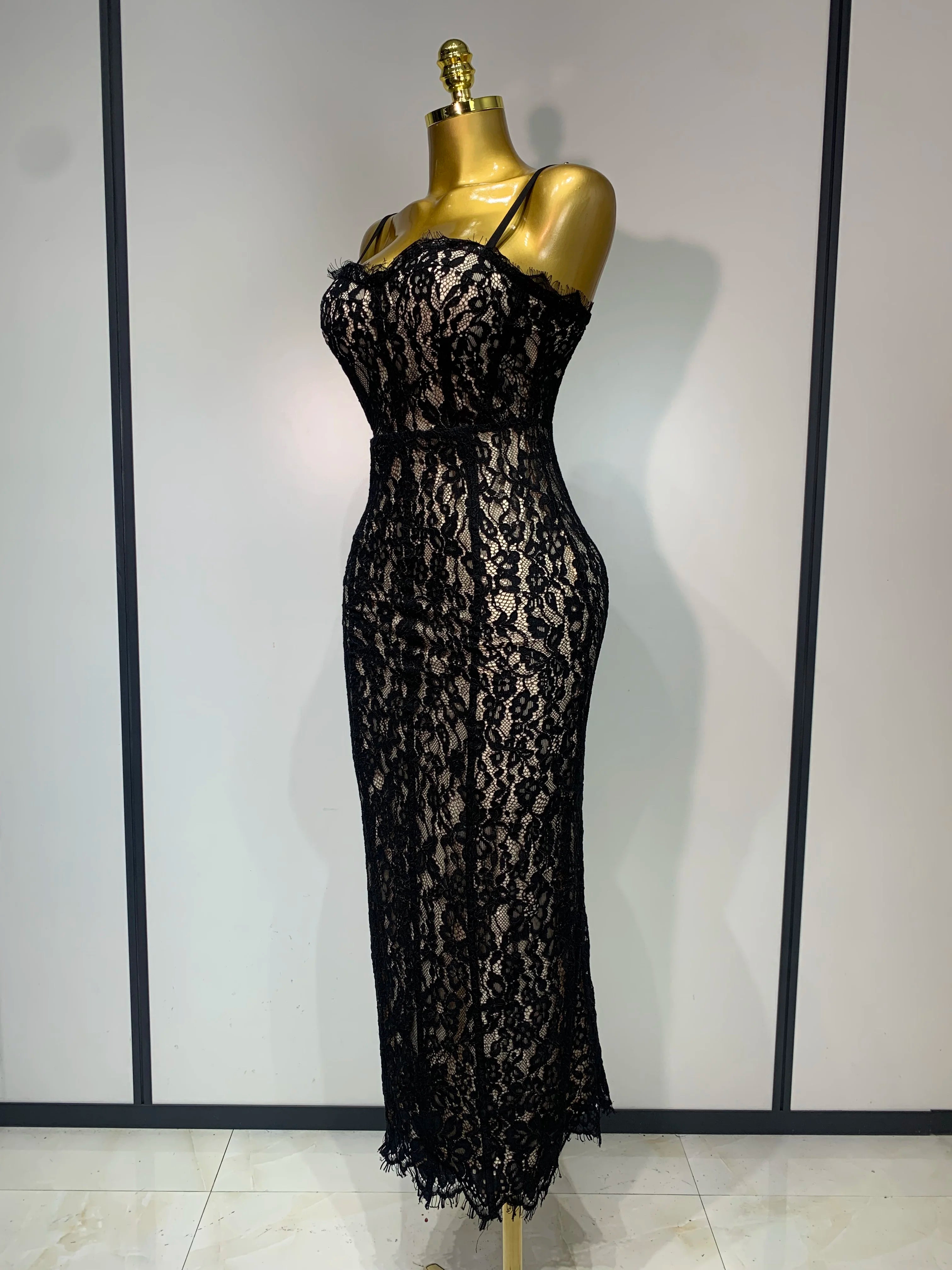 Women Sleeveless Sexy Black Lace Bodycon Long Dress Nightclub Party Celebrate Birthday Evening Party Wedding Guest Prom Gowns