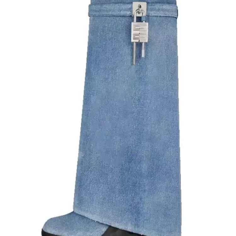 New Fashion Brand Thick Soled Leather Short Boots Round Head Lock Lock Shark Boots Women's Slope Heel High Heel Women's Boots cowboy