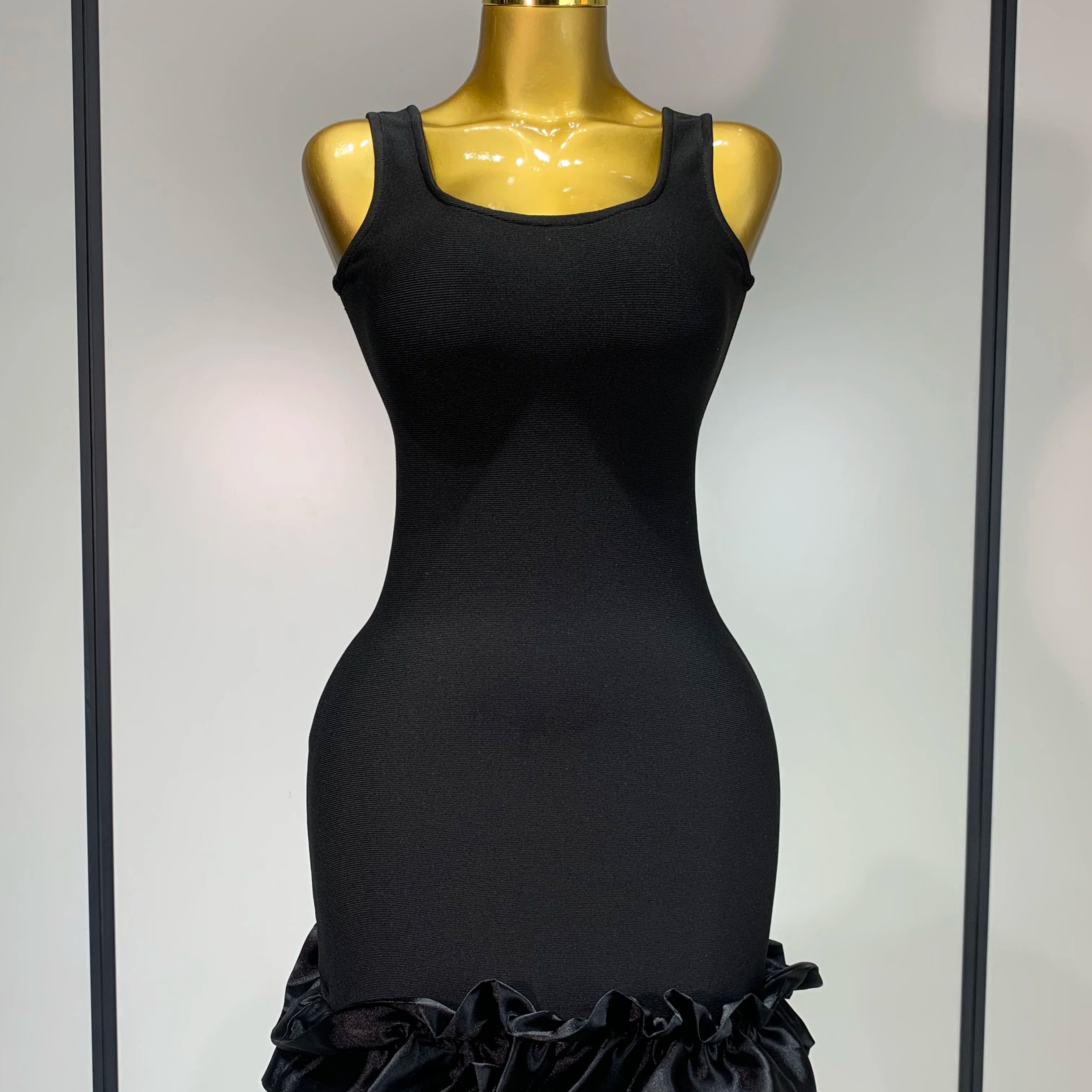 Women Spaghetti Strap Bodycon Short Dress Black Pleated Ruffle Hem Sleeveless Evening Party Cocktail Elegant Birthday Dresses