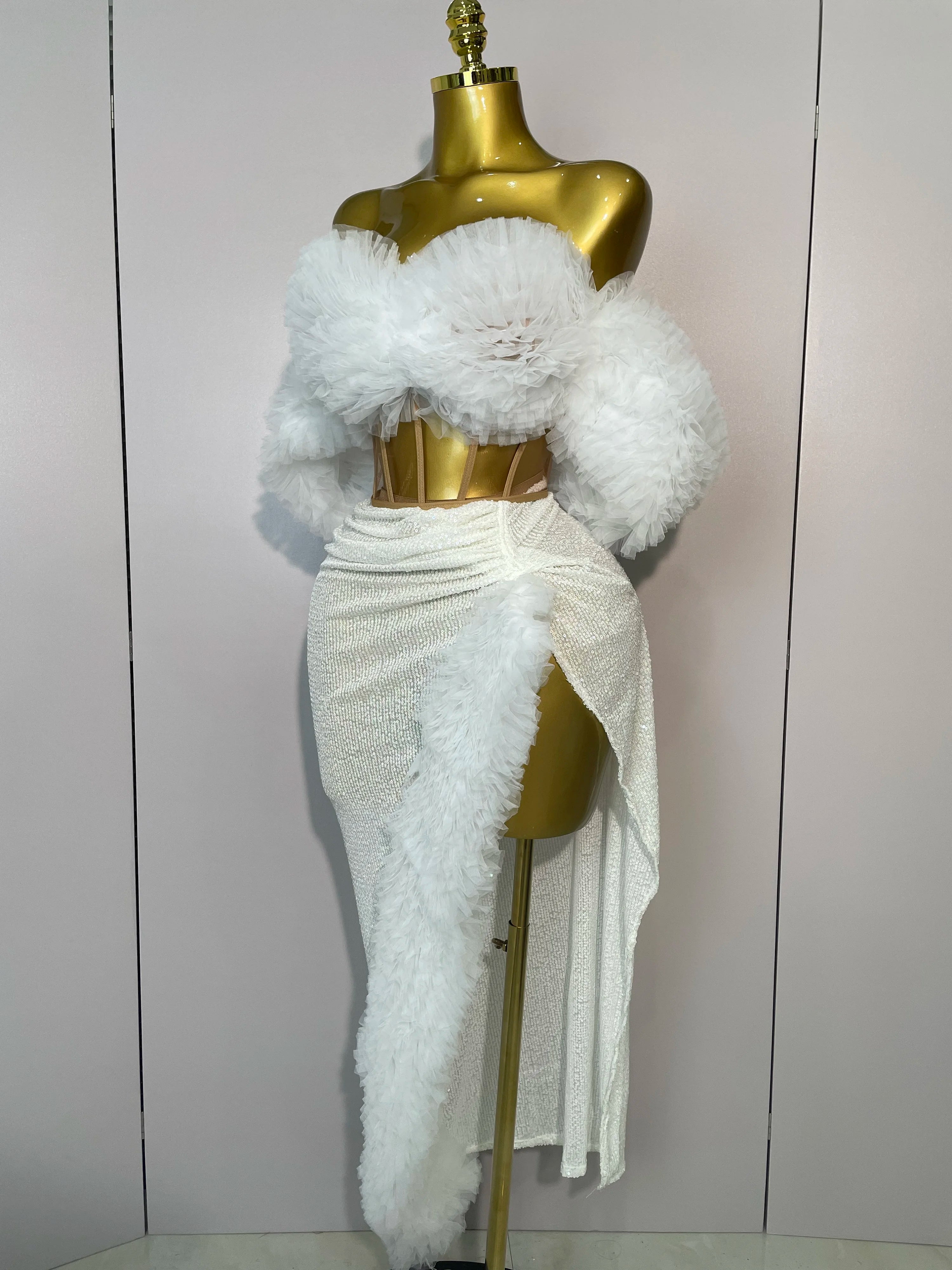 2025 Women White Sequins Top Short Skirt Two Pieces Set Sexy Celebrate Evening Prom Birthday Dress Nightclub Stage Outfit