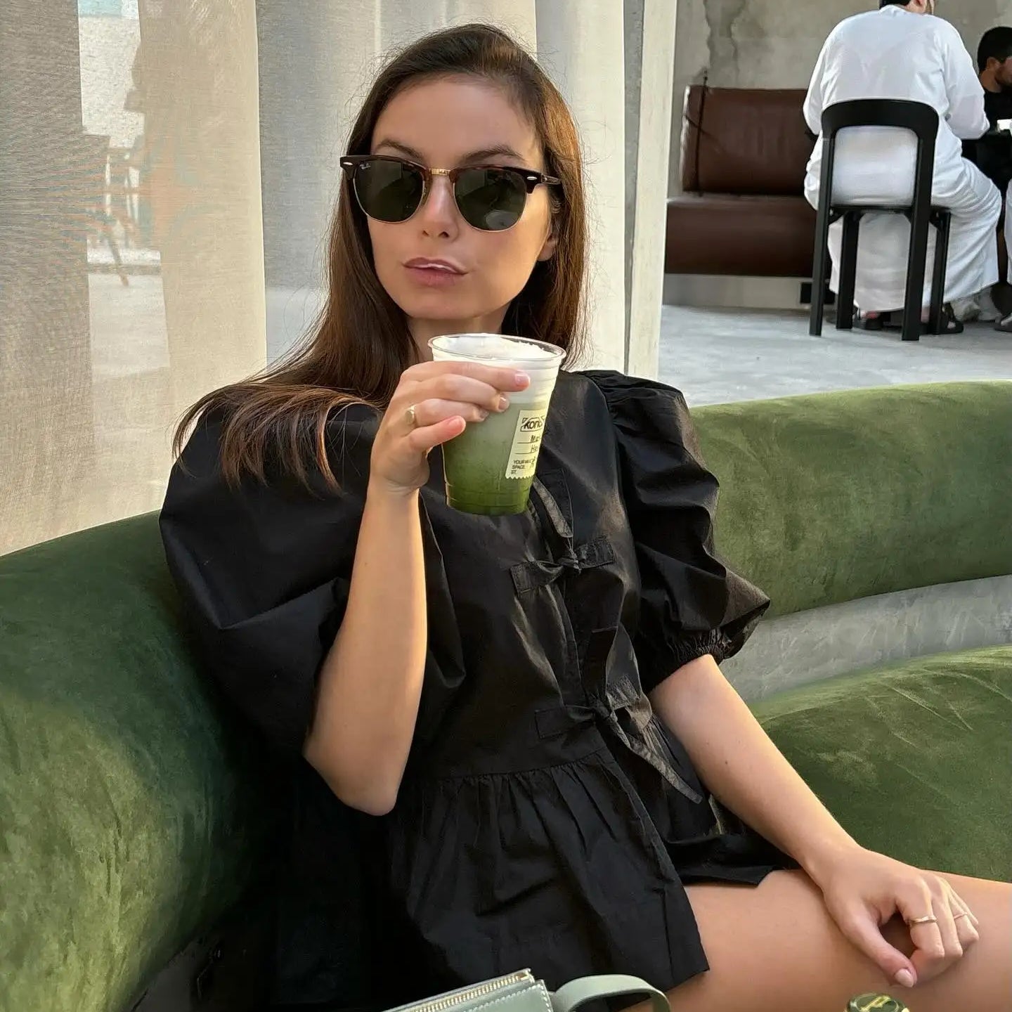 Elegant Flower Print Short Puff Sleeve Shirt Women Fashion Loose V Neck Lace Up Ruffles Blouse Spring Summer Female Streetwear black