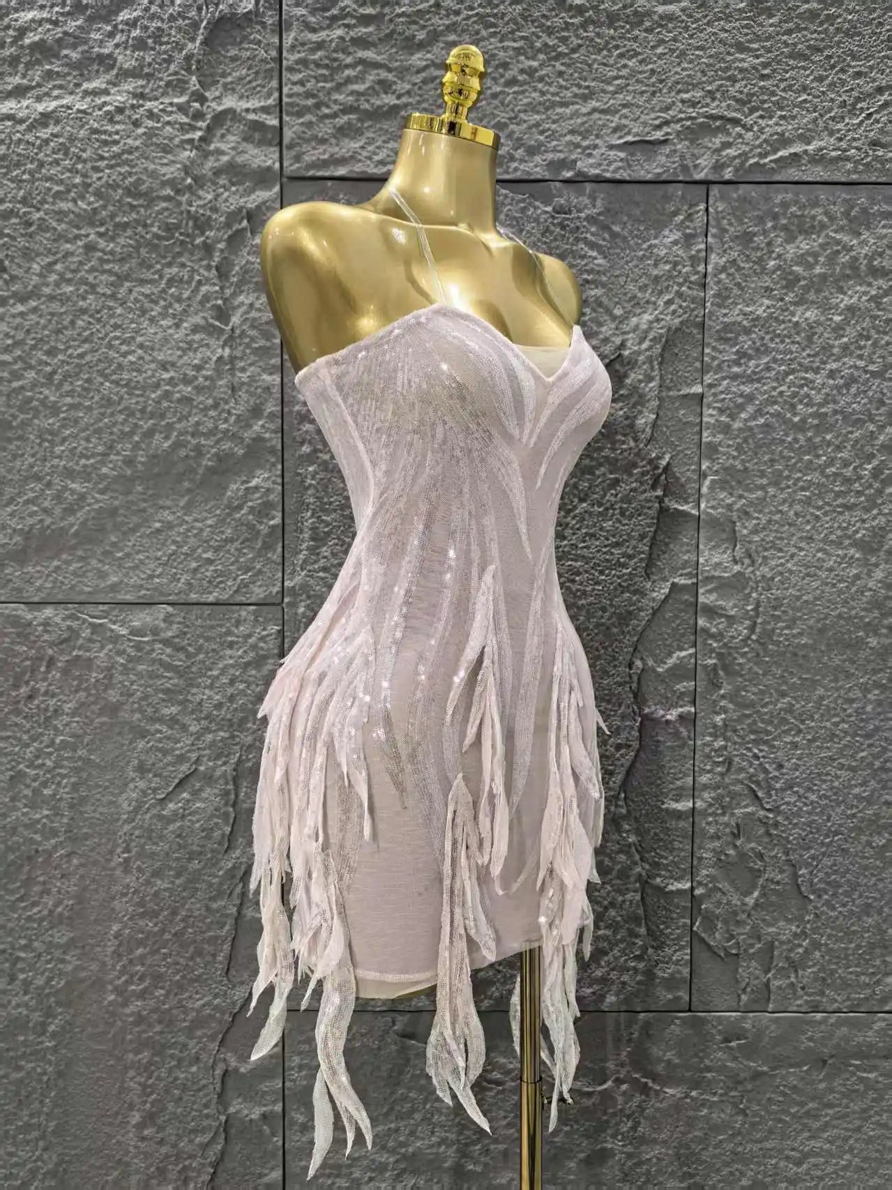 Pink Color Women Sexy Strapless Sexy Sequins Bodycon Mini Dress Nightclub Party Girls' Birthday Cocktail Outfit