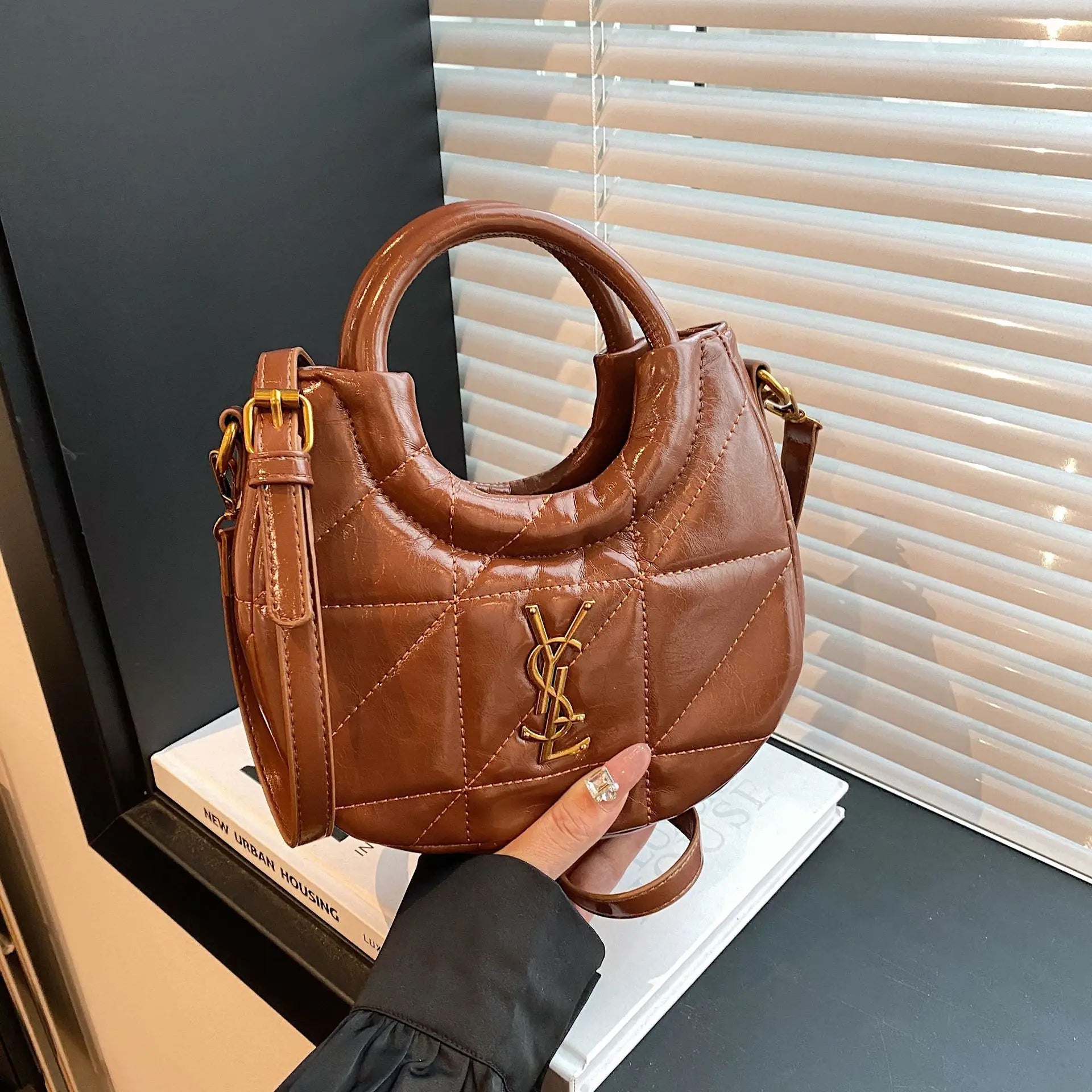 ‌2025 Trendy Korean Shoulder Bag - Women's Casual Tote, Vintage Crossbody Purse