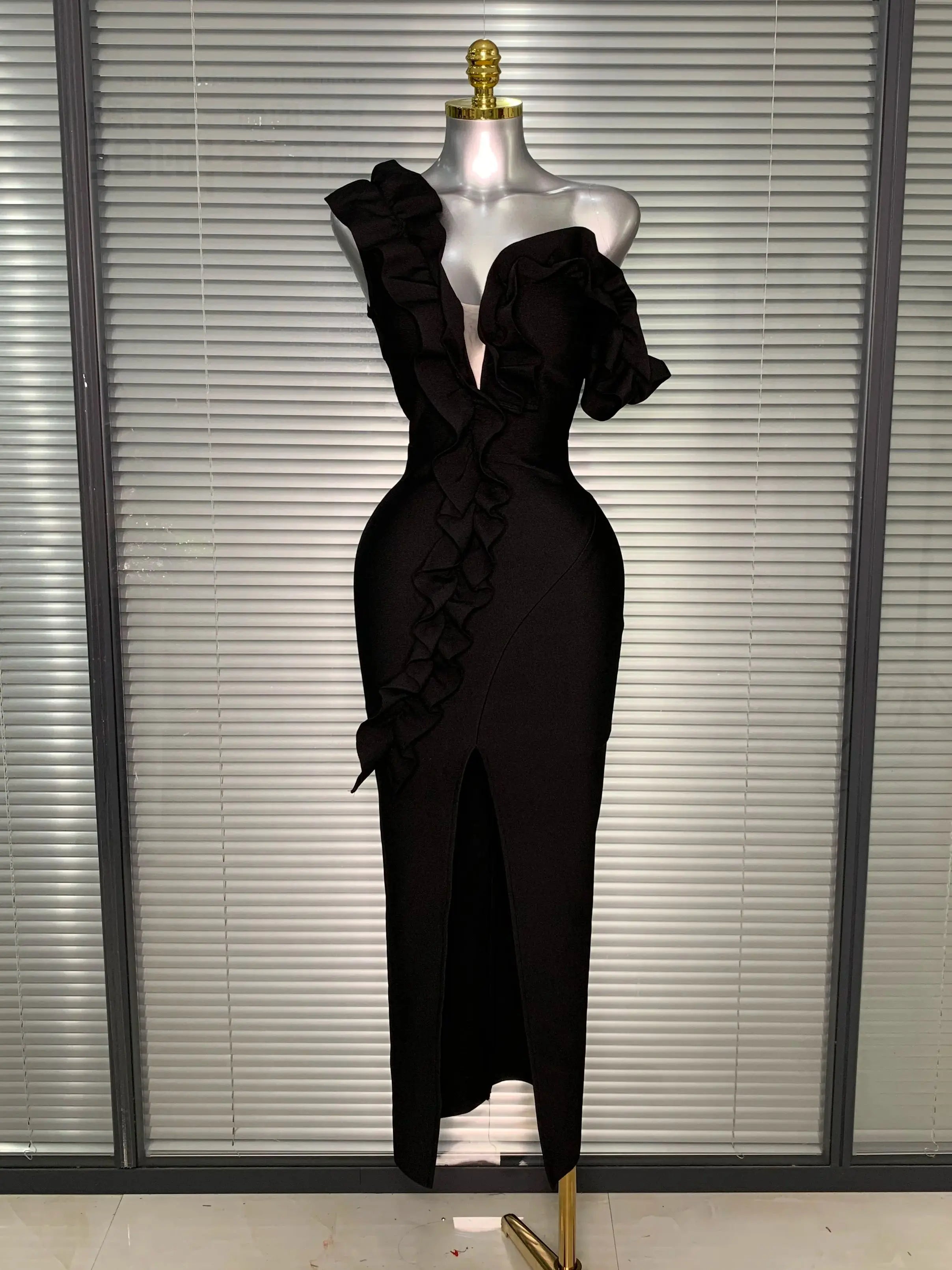 Women Sexy Black One Shoulder Floral Midi Bodycon Bandage Dress High Street Elegant Celebrity Party Dress