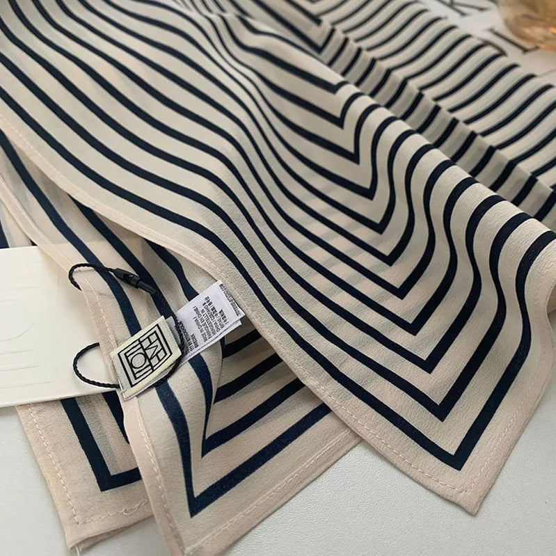 Letter Stripe Printted Silk Square Scarf For Women 100% Silk Headscarf Bandanas Brand Female Fashion Neckerchief Designer Scarve