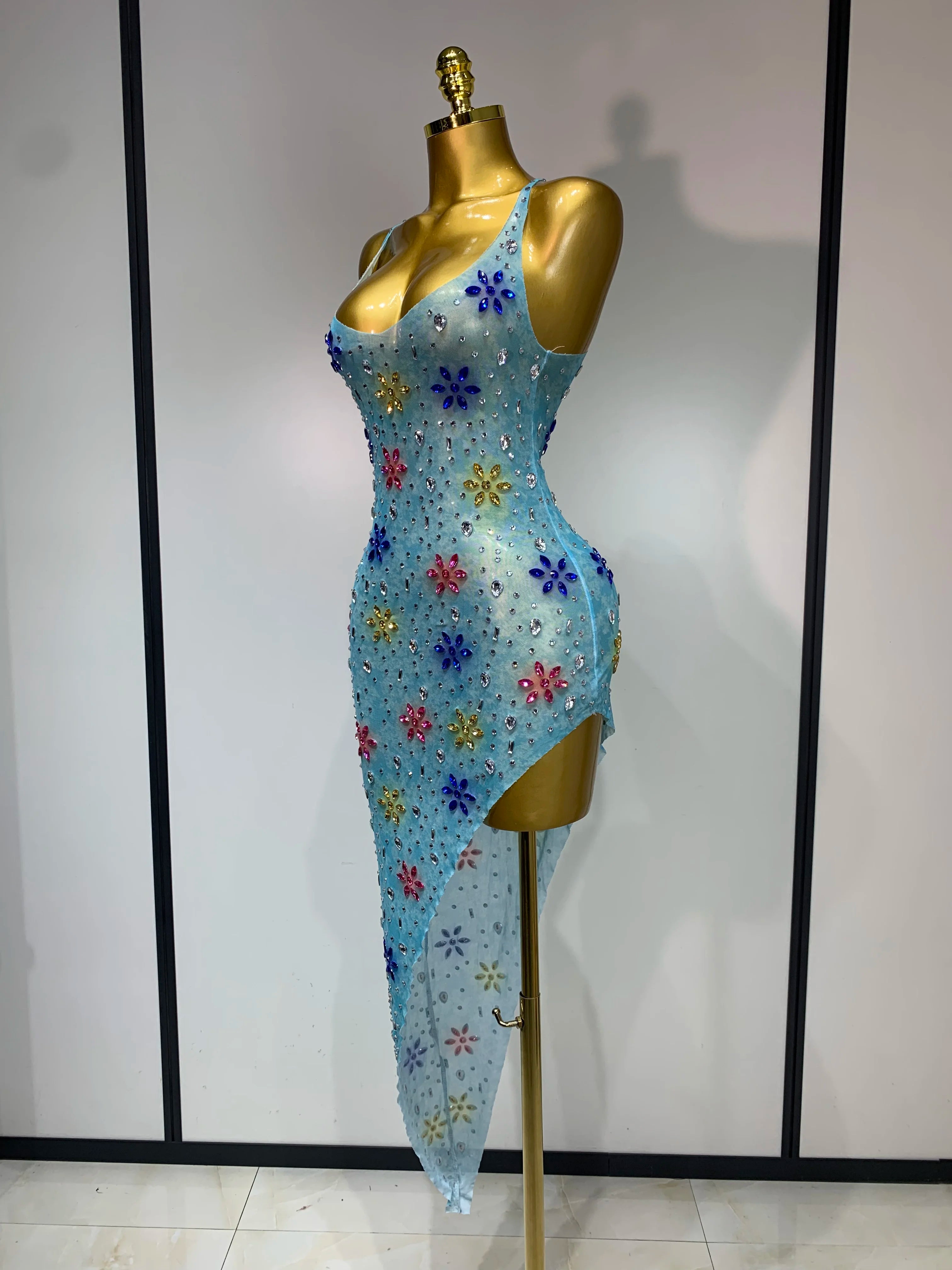 2025 Newest Sexy Mesh High Split Sparkly Diamonds See Through Dress Luxury Birthday Dress Women Celebrate Party Stage Outfit