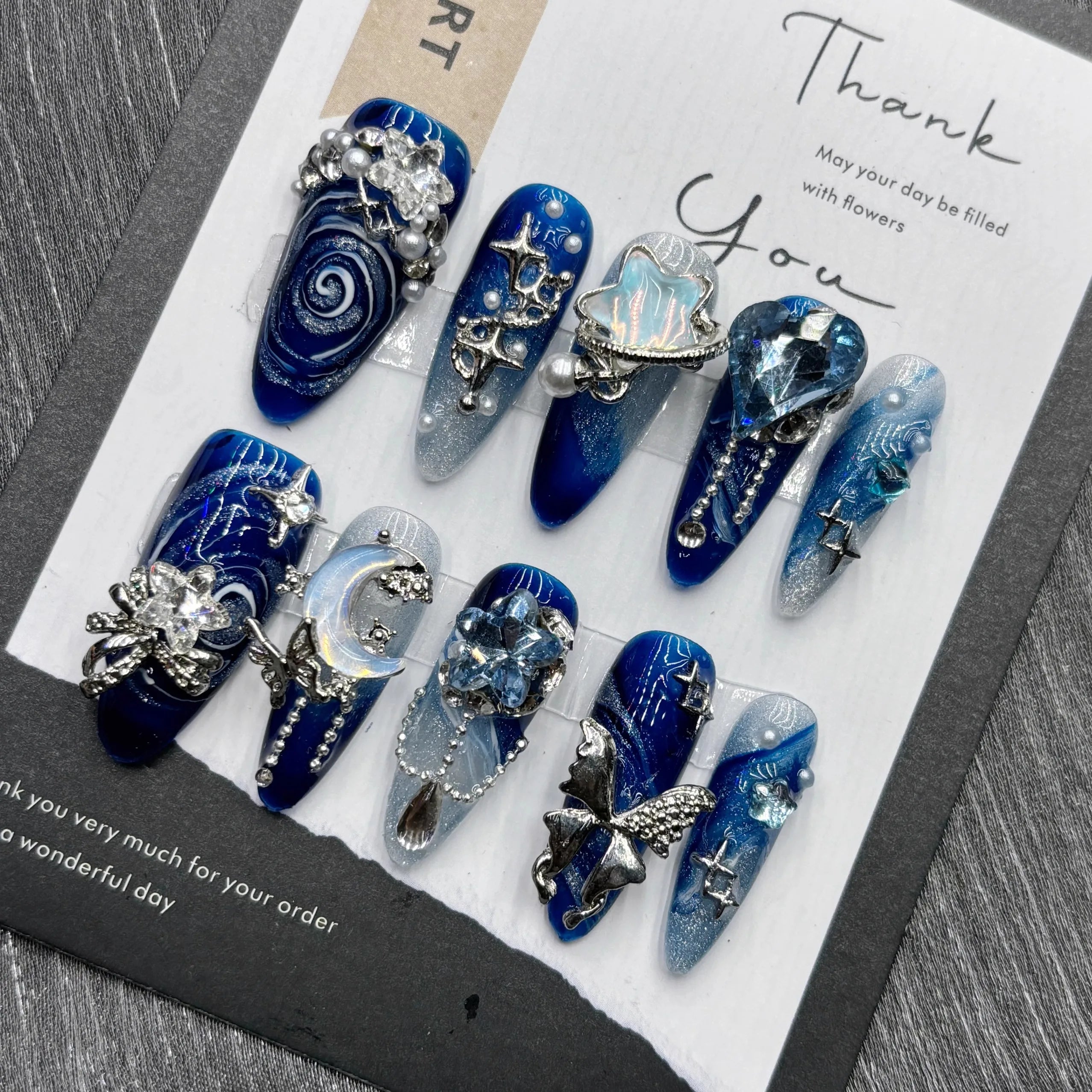 10 peças de unhas postiças artesanais de alta qualidade, simples e elegantes, azul royal, profundidade suave e graciosa, arte de unha adesiva retrô