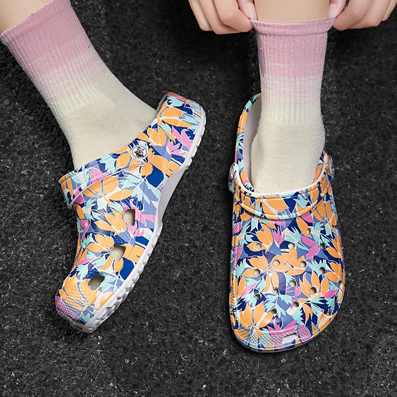 Women's Colorful Printed Garden Hole Shoes Chocolate