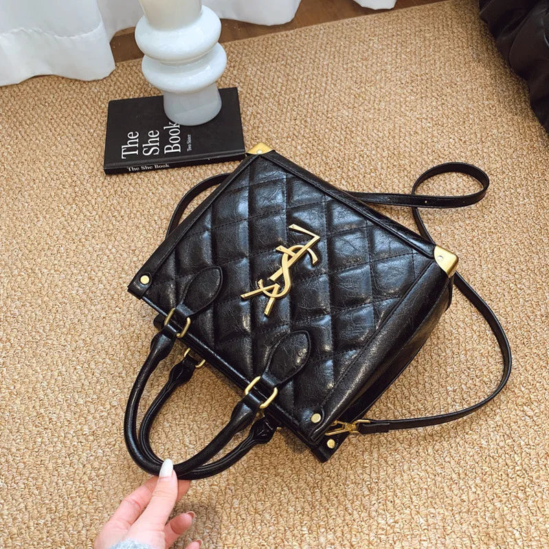 New Fashionable Commuter Women's Bags, High-end Large-capacity Oblique Span Bags, Simple Retro Handbags