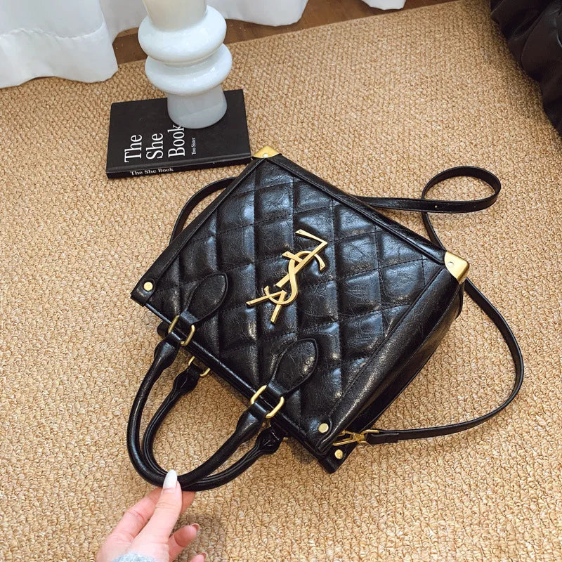 New Fashionable Commuter Women's Bags, High-end Large-capacity Oblique Span Bags, Simple Retro Handbags