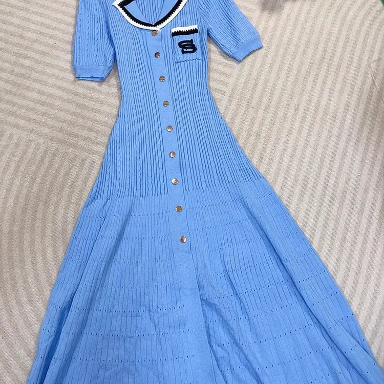 Elegant Women's Slim Fit Knitted Dress Fashionable Polo Neck Short Sleeve Single breasted Design Split Knitted Mid length Dress