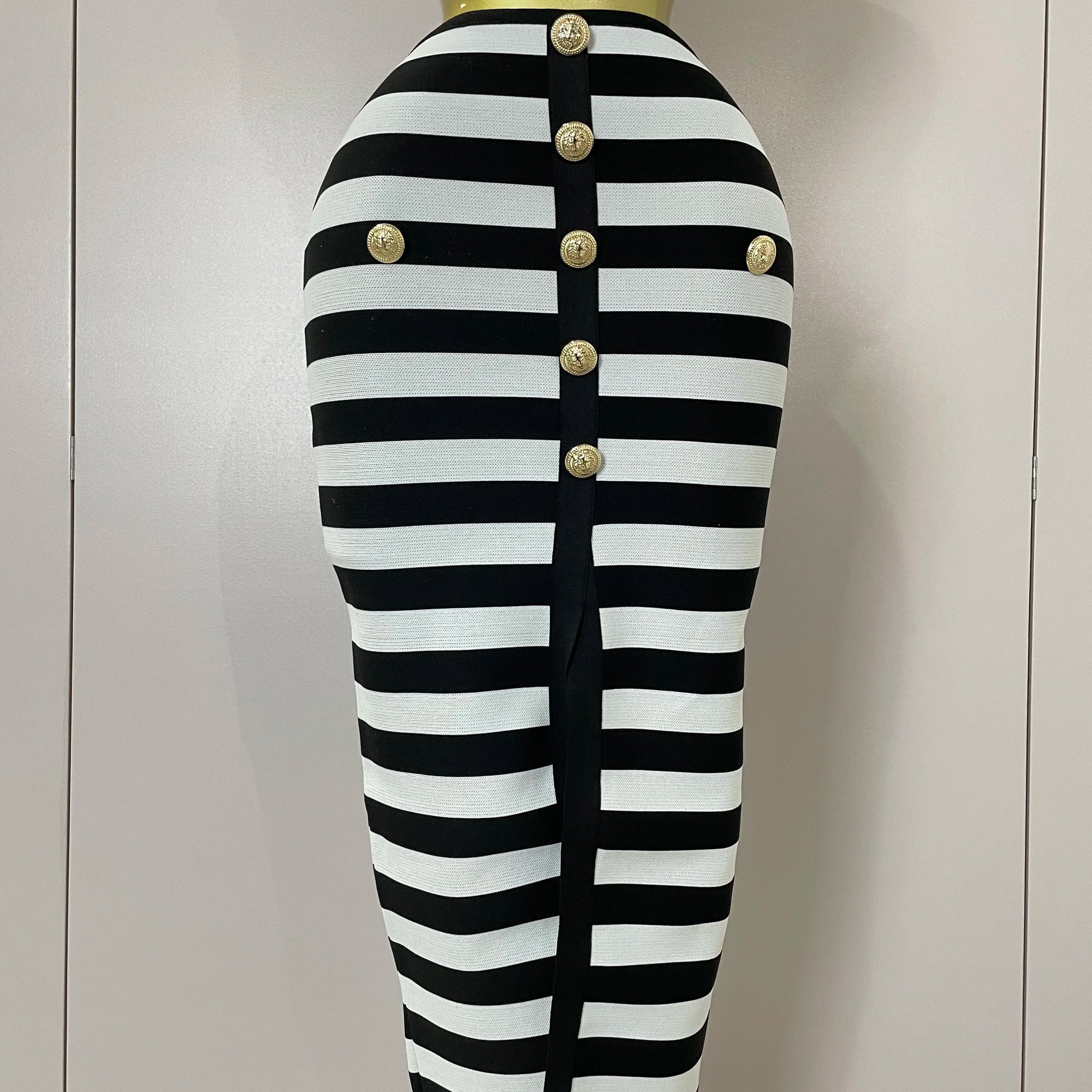 Sexy Off Shoulder Striped Button Two Piece Mini Bandage Set 2025 Women Celebrity Designer Evening Party Luxury Birthday Outfit