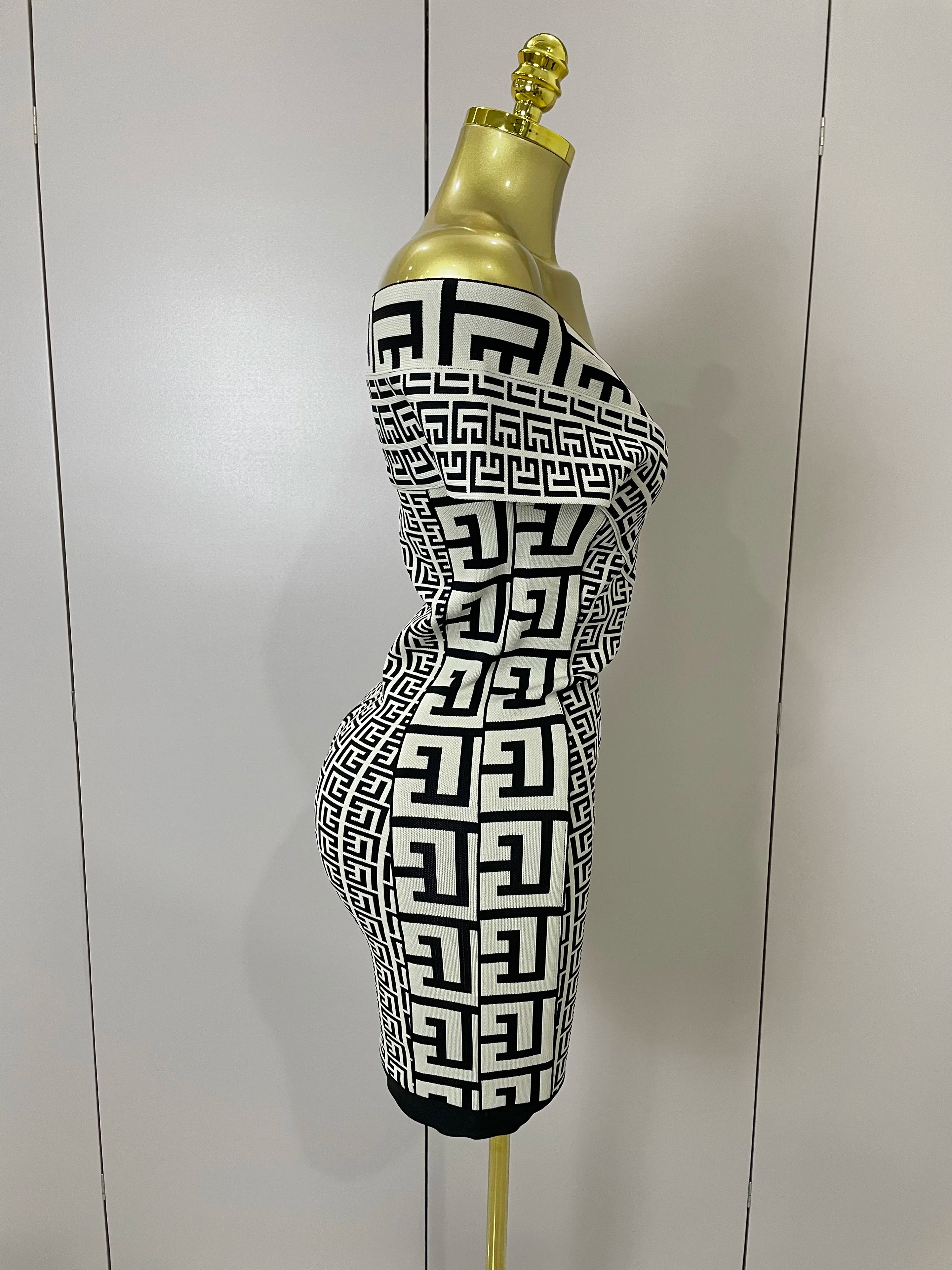 High Quality 2025 Women Sexy Jacquard Slash Neck Off Shoulder Bodycon Mini Bandage Dress Elegant Evening Birthday Party Dress