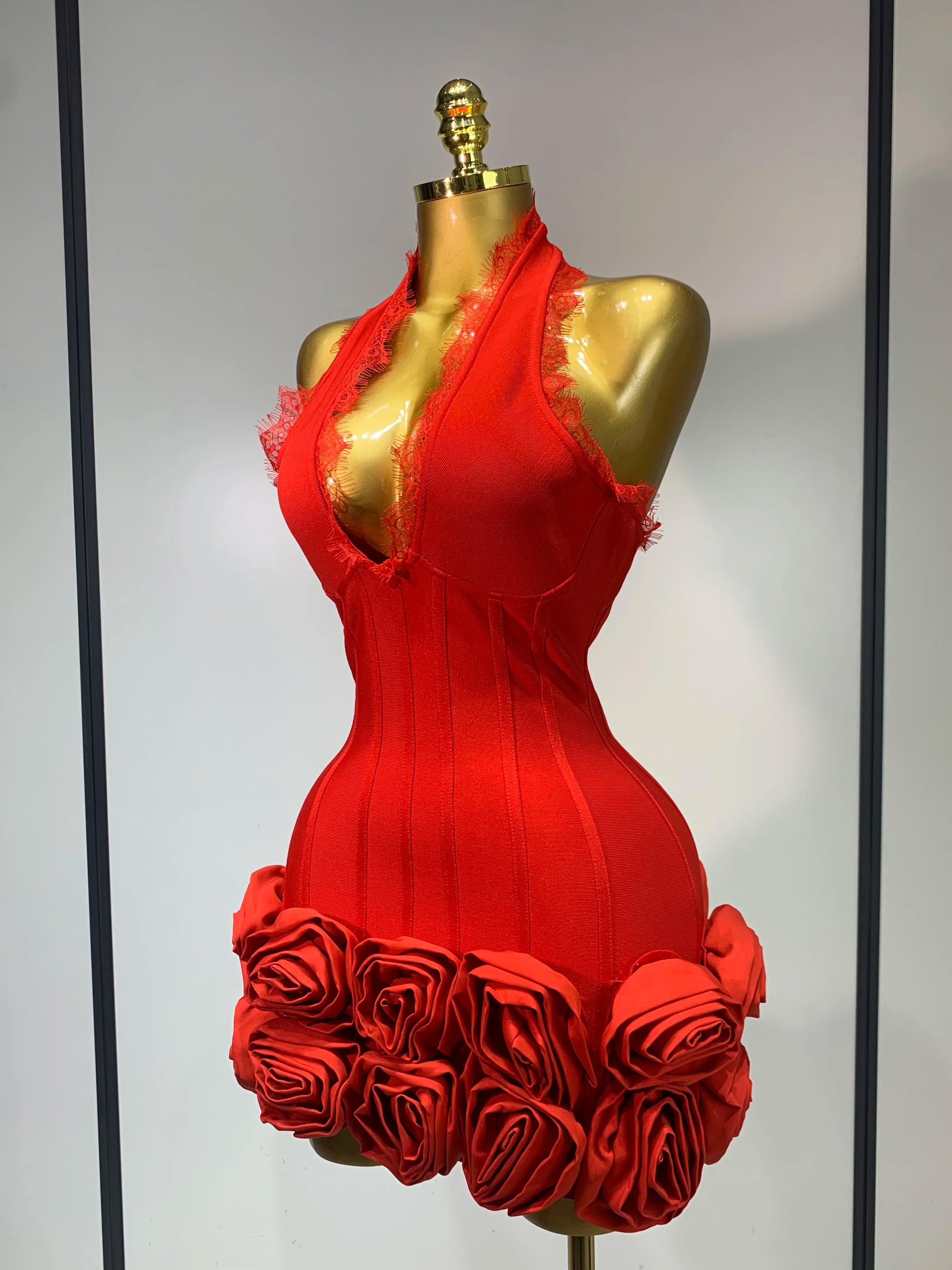 Elegant Women Sleeveless Sexy Halter Applique Bodycon Mini Bandage Dress Celebrity Fashion Nightclub Party Luxury Birthday Dress