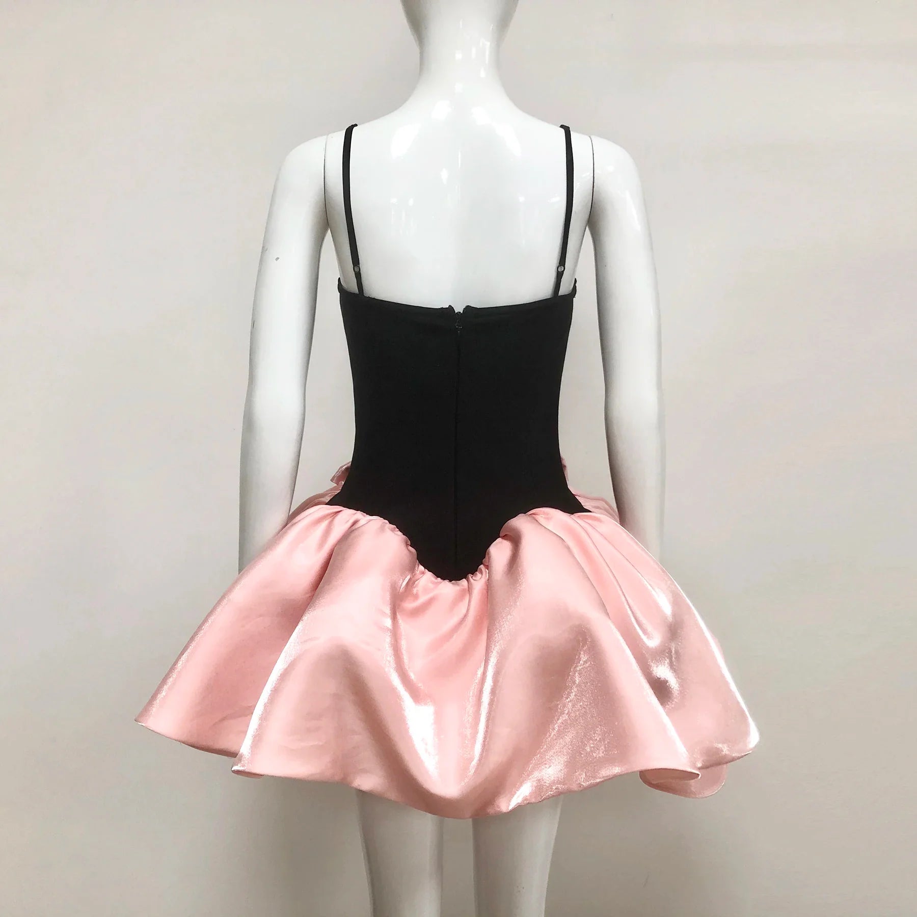 Summer Women Sexy Strap V-Neck Ball Gown Mini Dress Celebrate Fashion Birthday Party Cute Girls' Date Dress