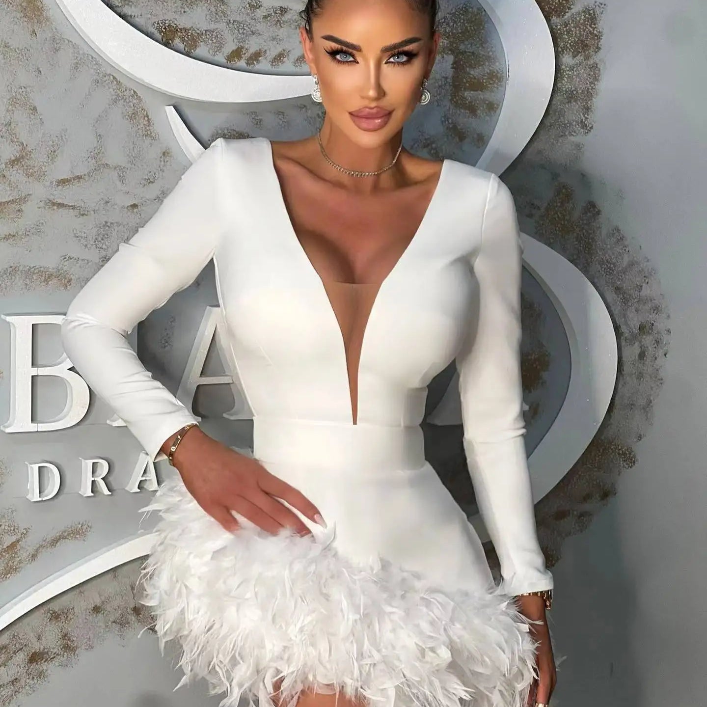 White Black Color Women Long Sleeve Sexy Bodycon Mini Bandage Dress Feathers Sexy Nightclub Party Celebrate Birthday Dress