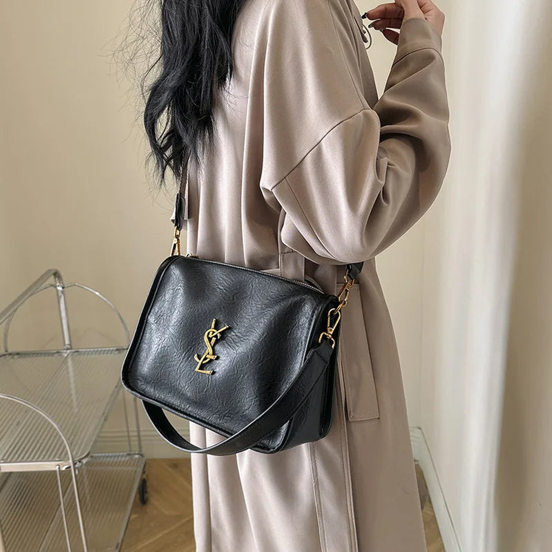 2025 Summer New Arrival Women's Vintage Shoulder Bag Trendy Crossbody Armpit Purse High-End Retro Style Must-Have Accessory