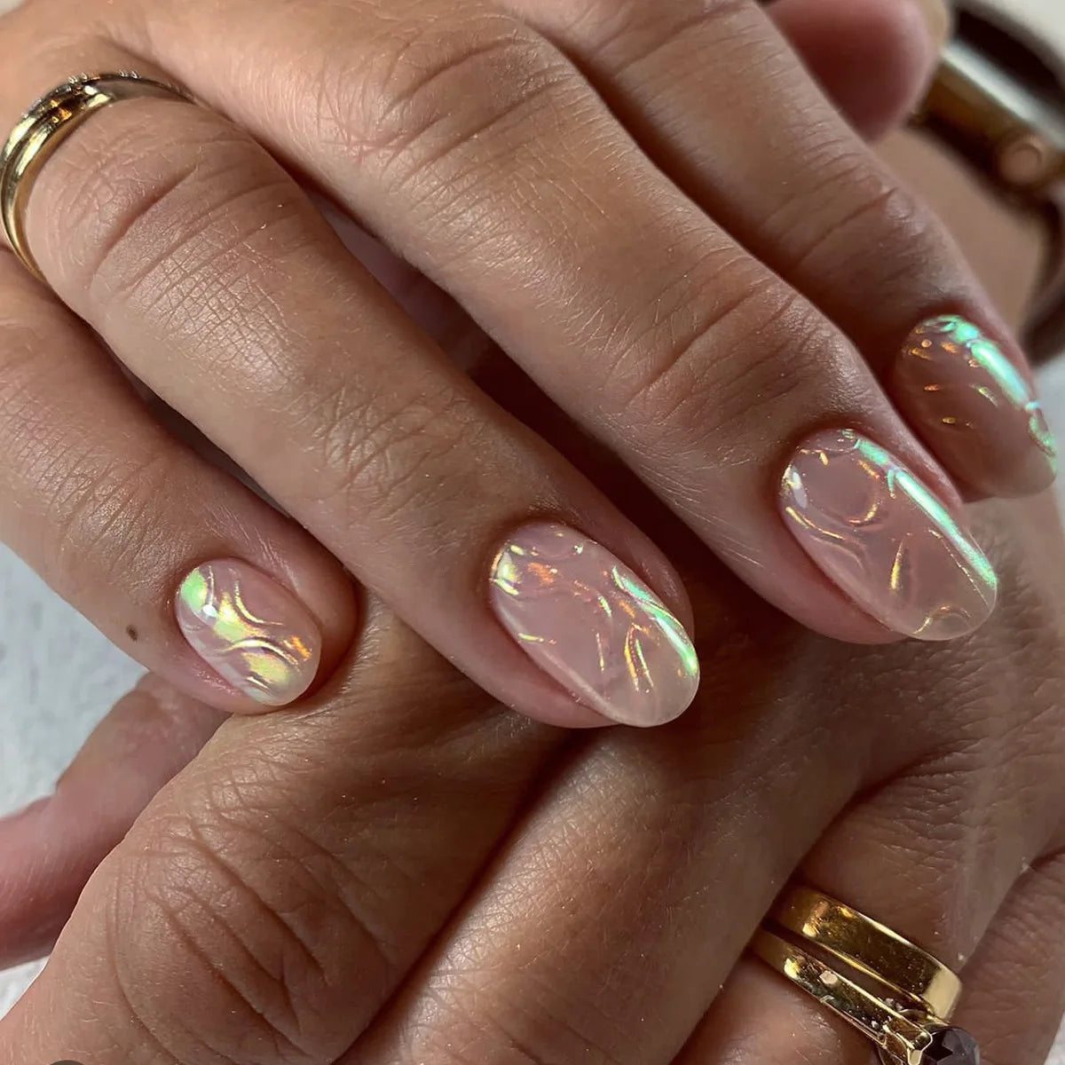 24Pcs Short Round Head Press on Fake Nails with Black Dot Design False Nails Simple Detachable Artificial Full Cover Nails Tips