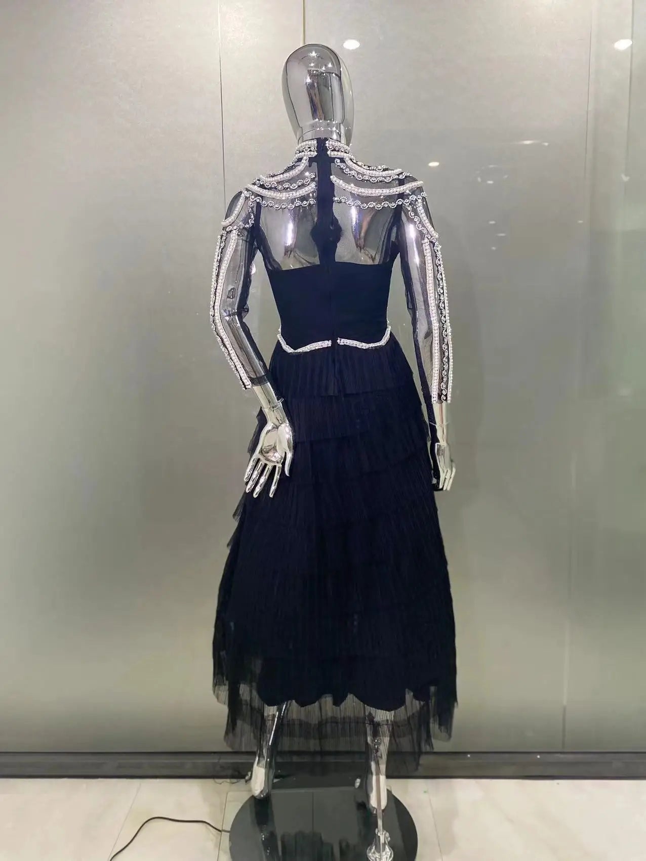 Elegant Red Carpet Evening Party Dress Women Long Sleeve Sexy Shinning Crystal Pearl Beading Ball Gown Long Dress 2024 New Style