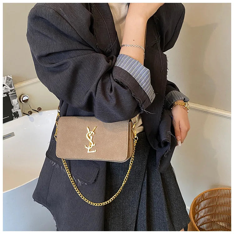 Autumn and Winter Retro Shoulder Armpit High Fashion Messenger Bag Simple Small Square Bag Paris Fashion Designer Women's Bag