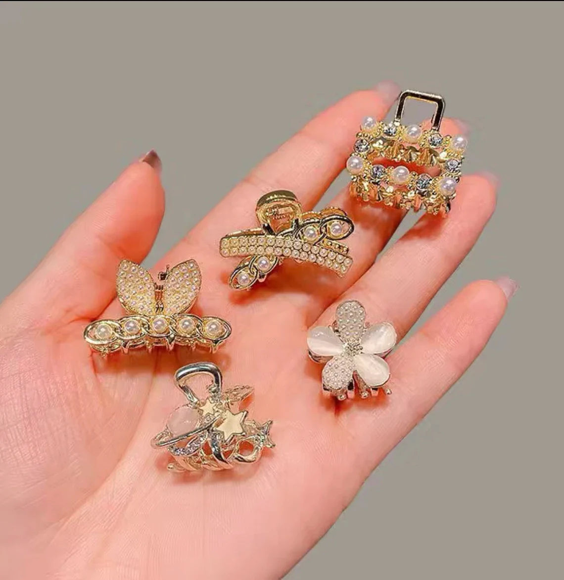 Mini Pearl Hair Claws Clips for Women Elegant Rhinestone Headwear Hairpins Hair Crab Barrettes Hair Accessories for Women 5pcs One Size