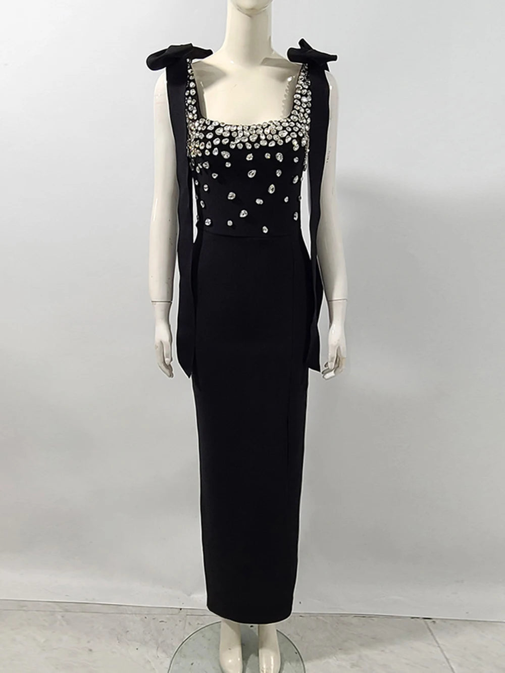 Ladies Sparkling Luxury Diamond Spaghetti Strap Backless Design Sleeveless Sexy Maxi Bandage Dress Celebrity Evening Party Gowns