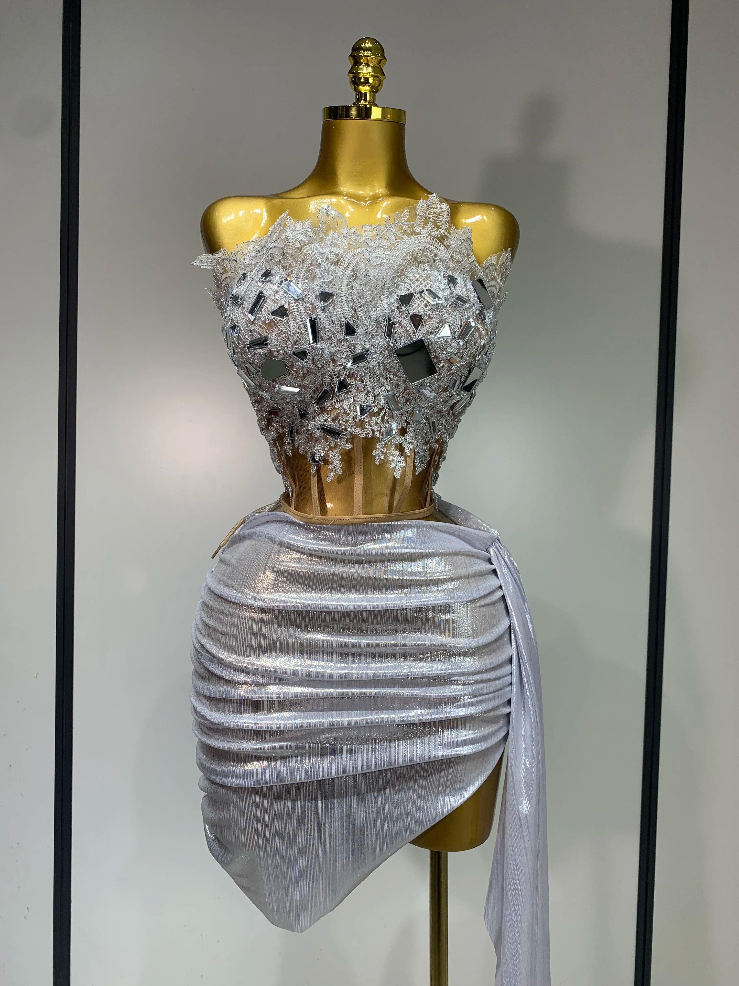 est 2025 Sparkly Blue Crystals Sequins Sexy Strapless Short Dress for Women Party Birthday Nightclub Singer Dancer Stage Wear