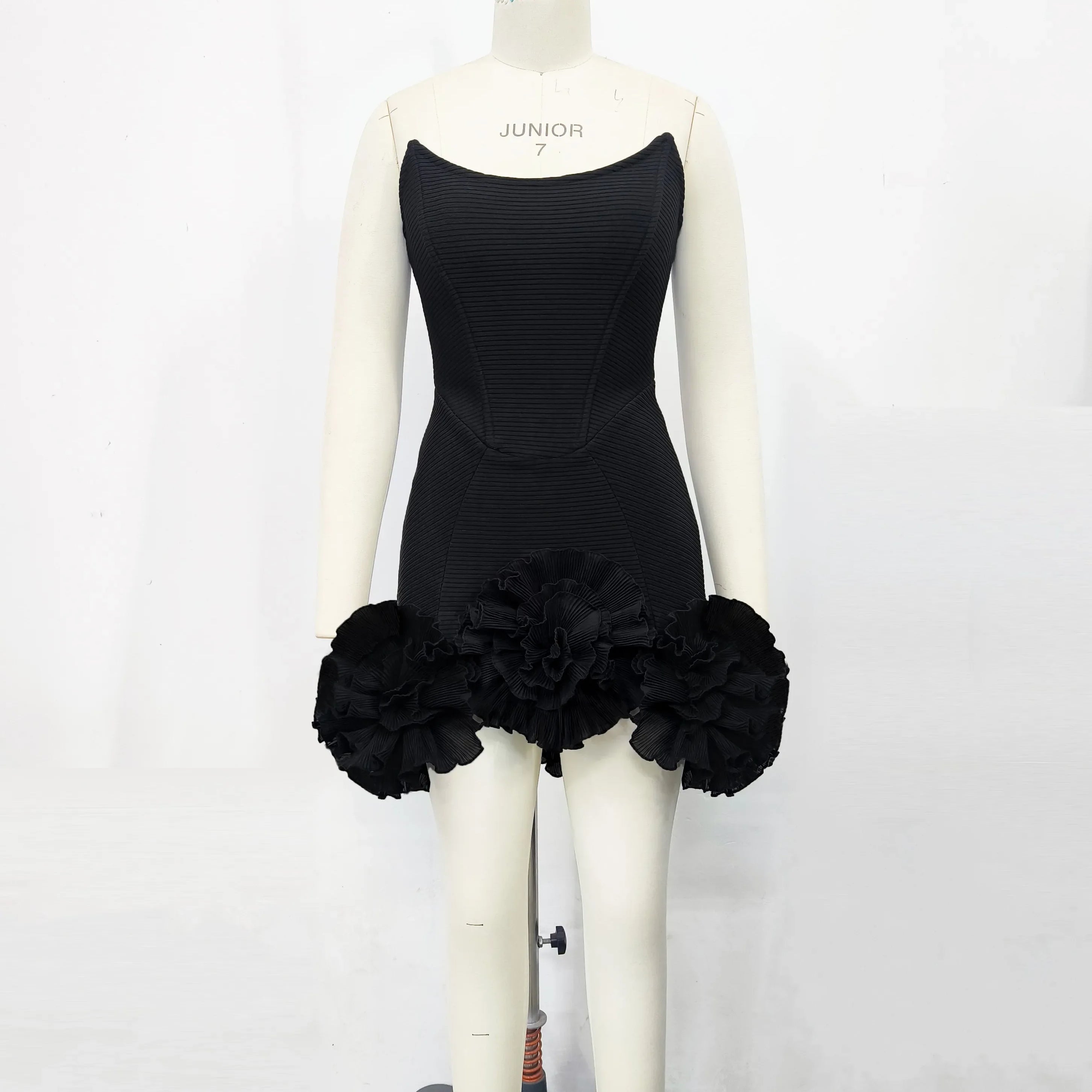 Women Sexy Strapless Bodycon Mini Bandage Dress Florals Celebrate Girls' Birthday Party Nightclub Outfit