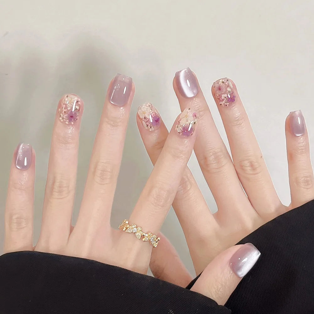 24Pcs Pink Camellia 3D False Nail Art Full Cover Dreamy Cat's Eye Finished Fashion Nail Stickers Wearable Medium Sweet Manicure