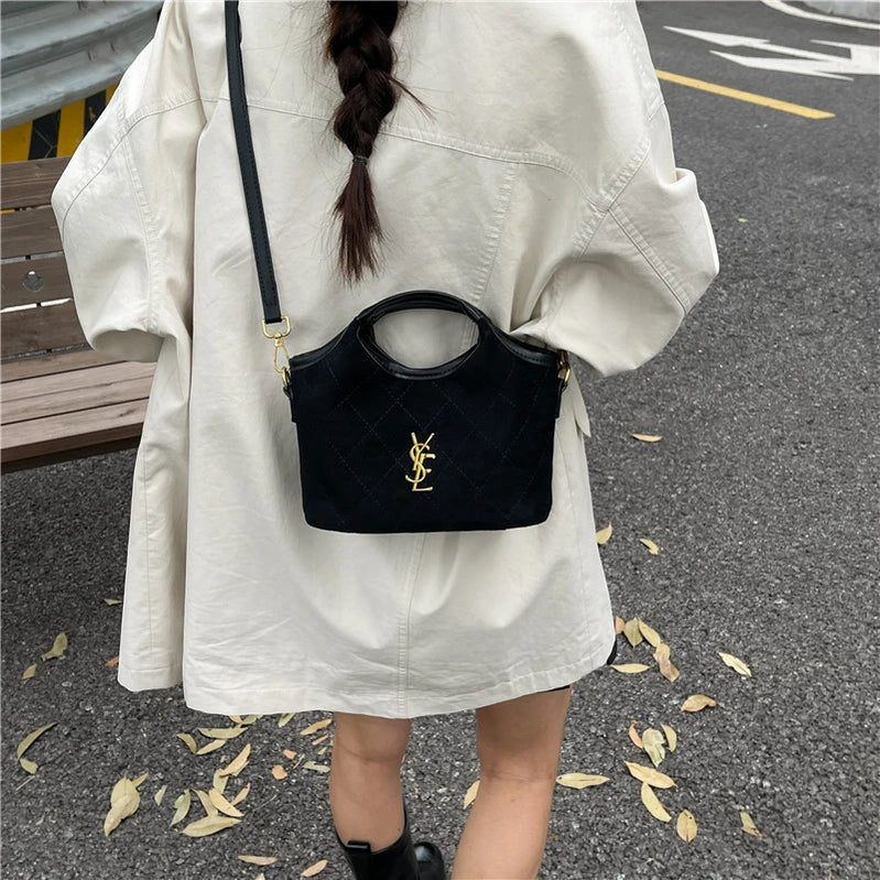 Parisian style design women's zipper shoulder bag elegant chain strap crossbody bag fashionable high-quality handbag