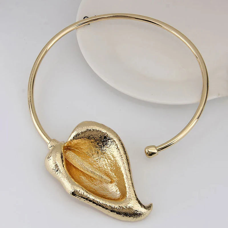 Bilandi Fashion Jewelry European and American Design Metal Flower Choker Necklace For Women Accessories Gifts Trend New