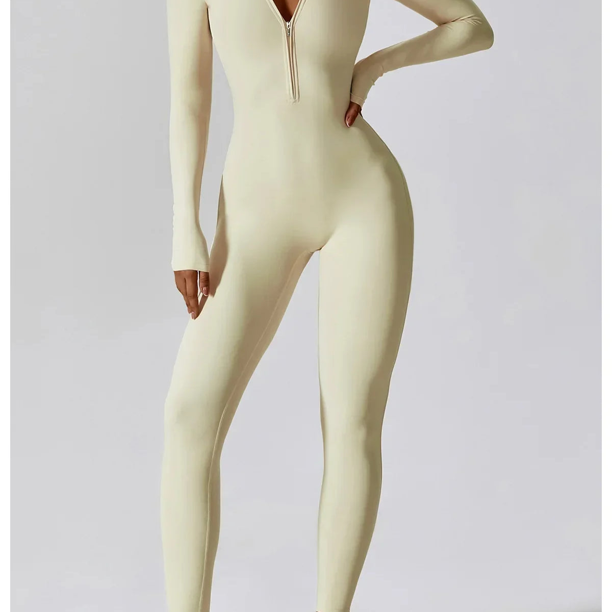 Yoga Jumpsuit Women Seamless Sports Zipper Jumpsuit Set Gym Long Sleeve Fitness Suit Elastic Gym Workout Bodysuit Athletic Wear Beige