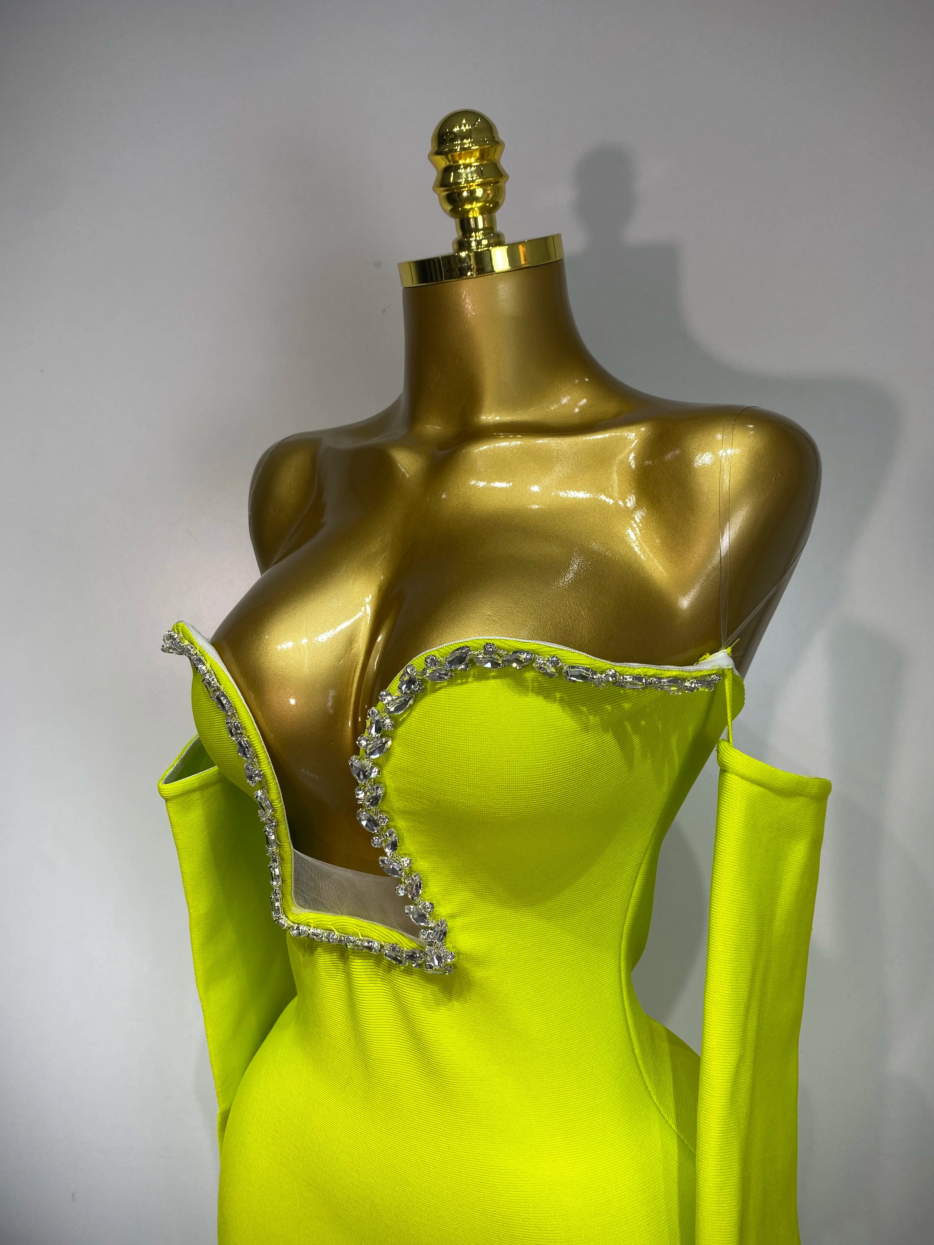 WomenSexy Off Shoulder Luxury Diamonds Long Bodycon Bandage Dress 2025 Celebrity Elegant Prom Gown Birthday Club Cocktail Dress